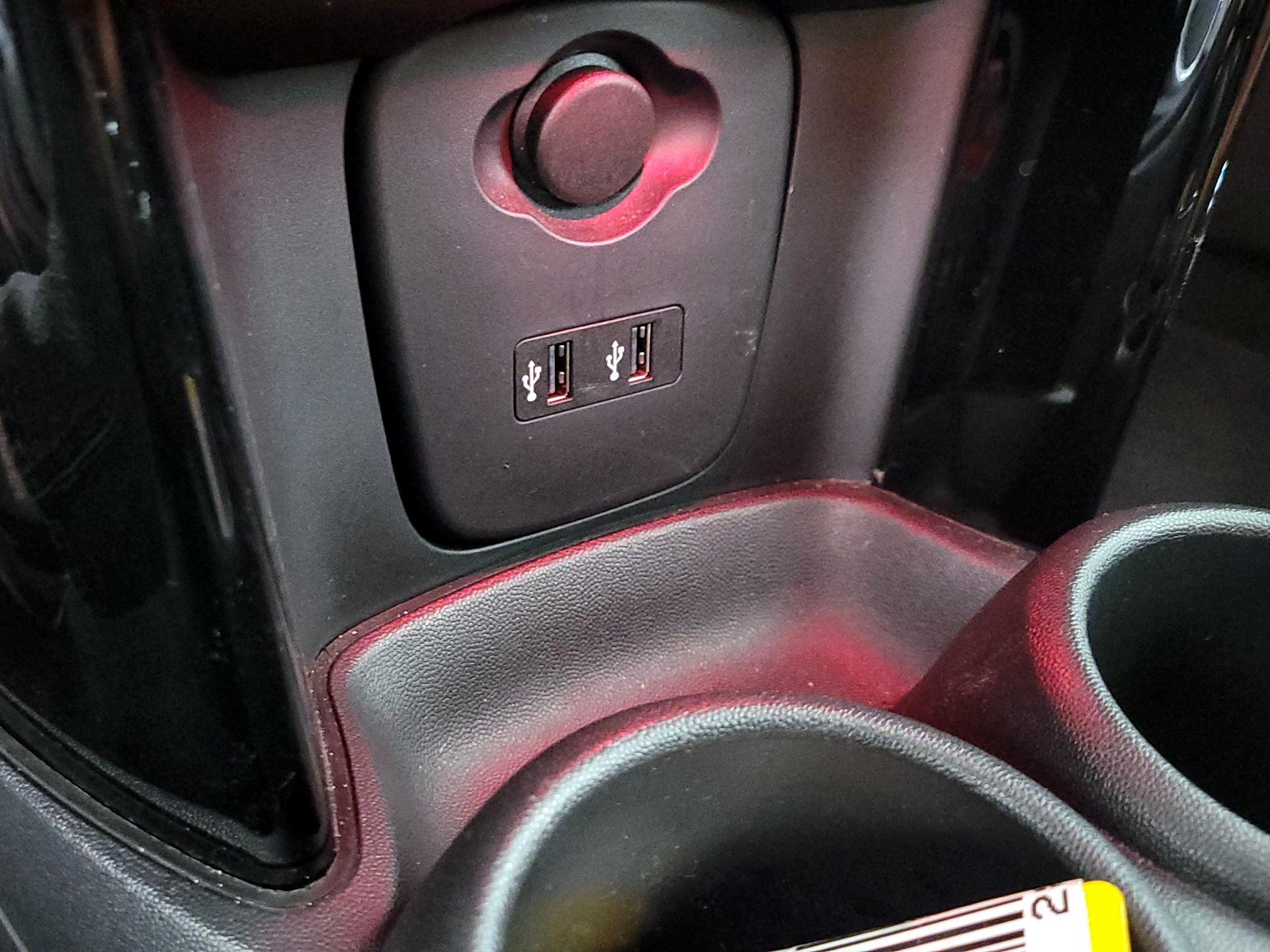 Thumbnail: 2020 MINI Cooper Hardtop - 19