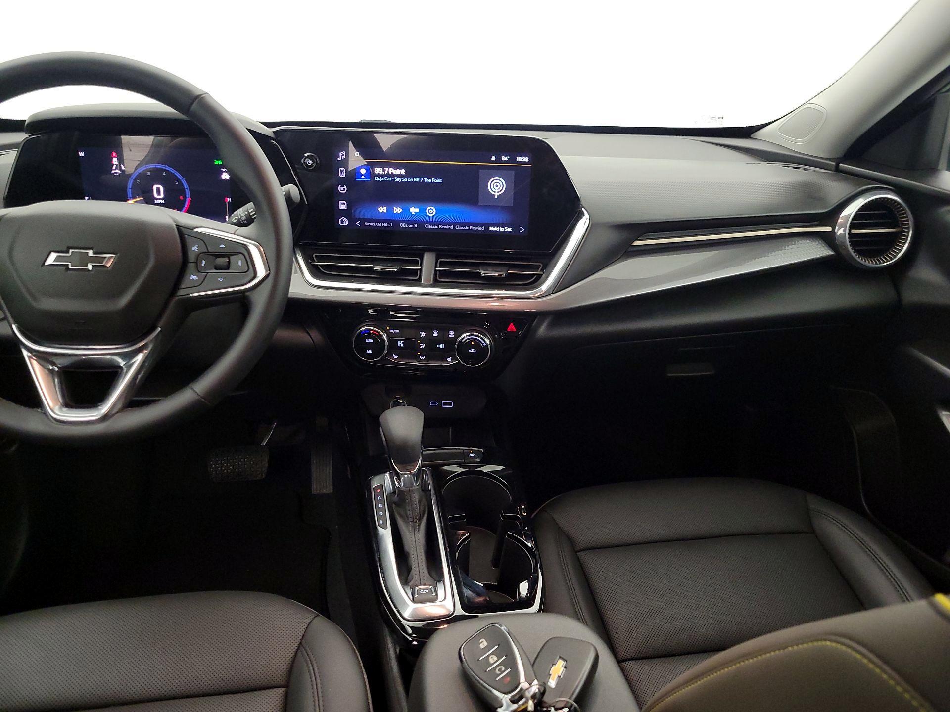 Thumbnail: 2025 Chevrolet Trax - 9