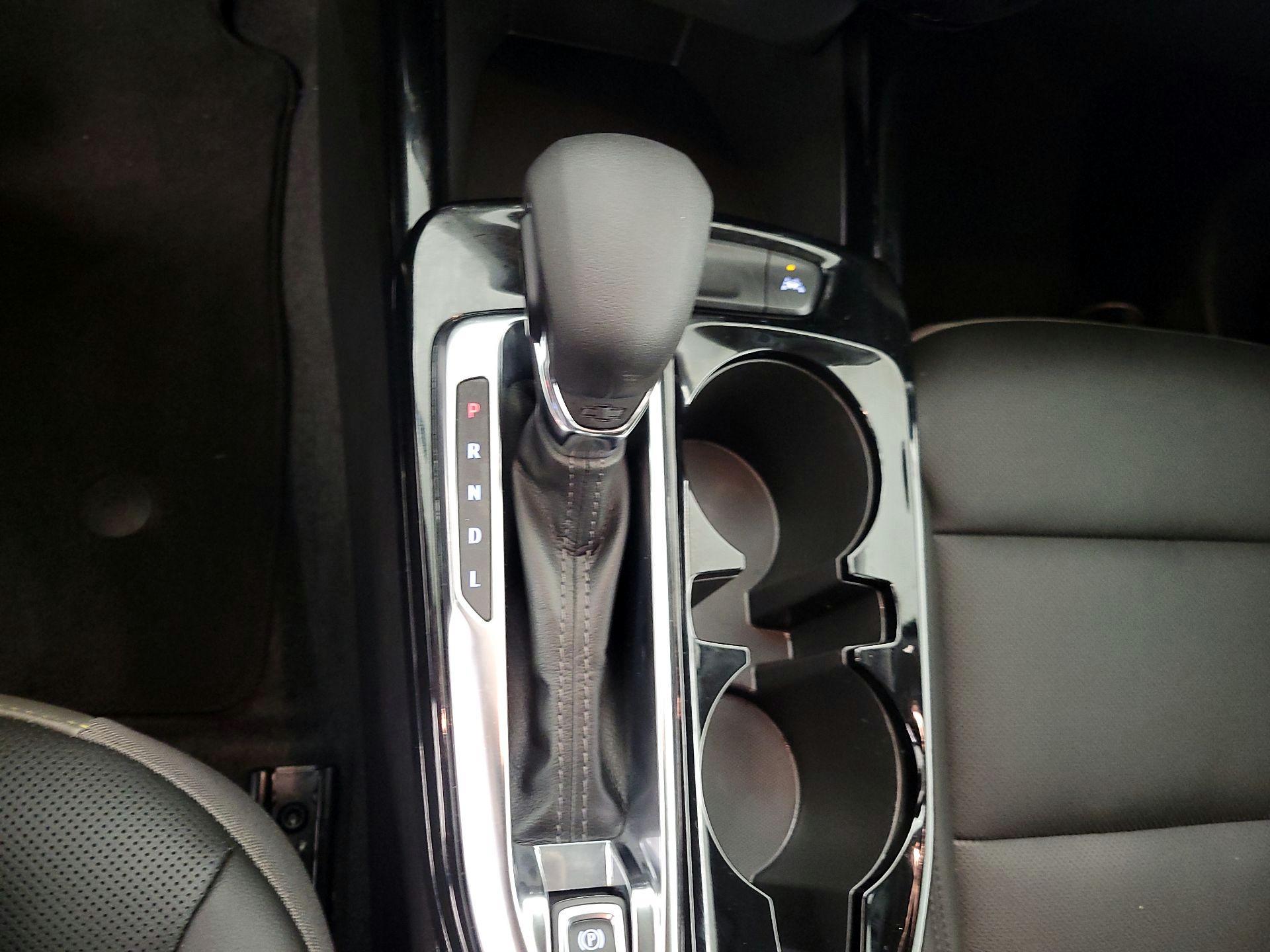 Thumbnail: 2025 Chevrolet Trax - 17