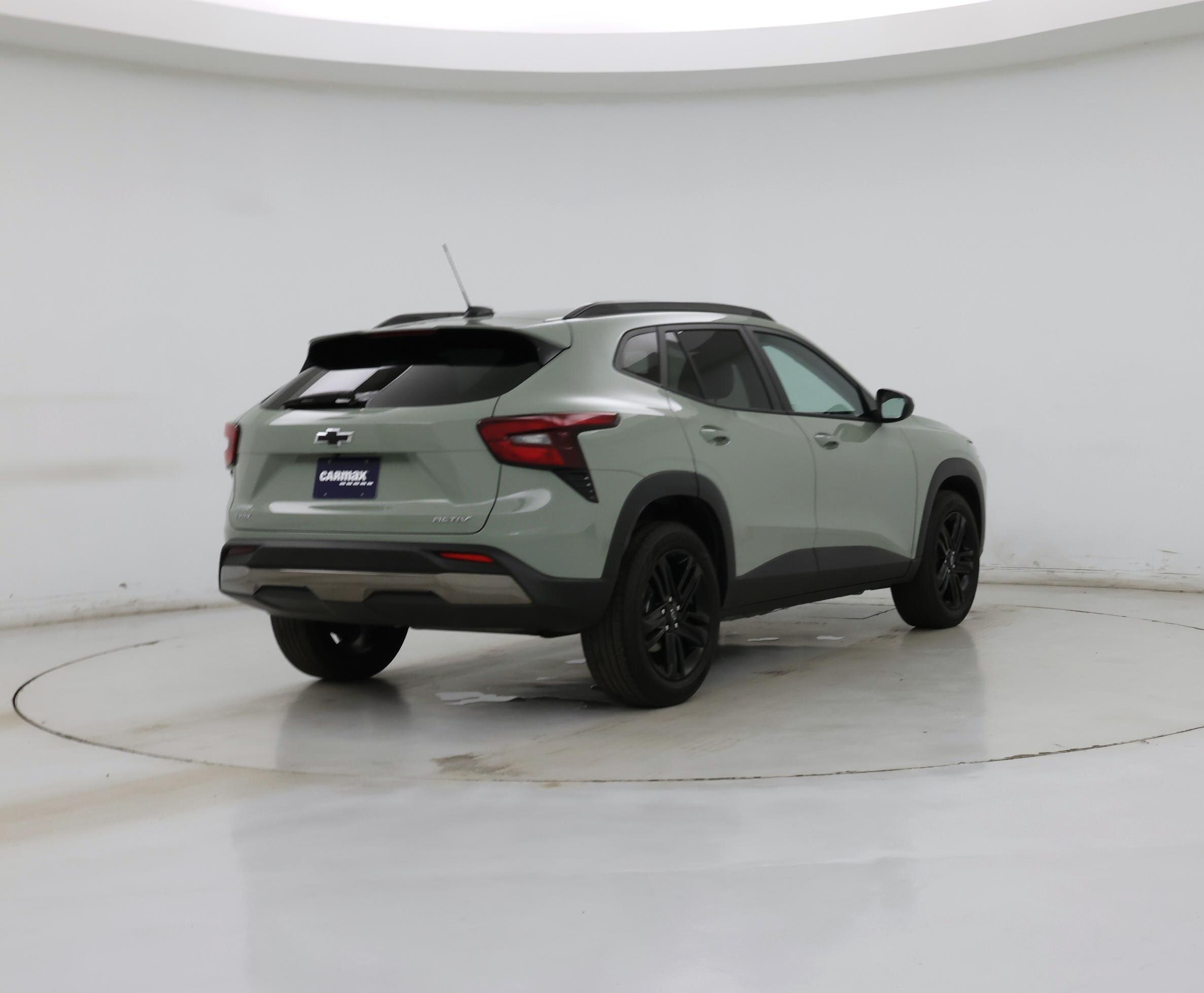 Thumbnail: 2025 Chevrolet Trax - 8