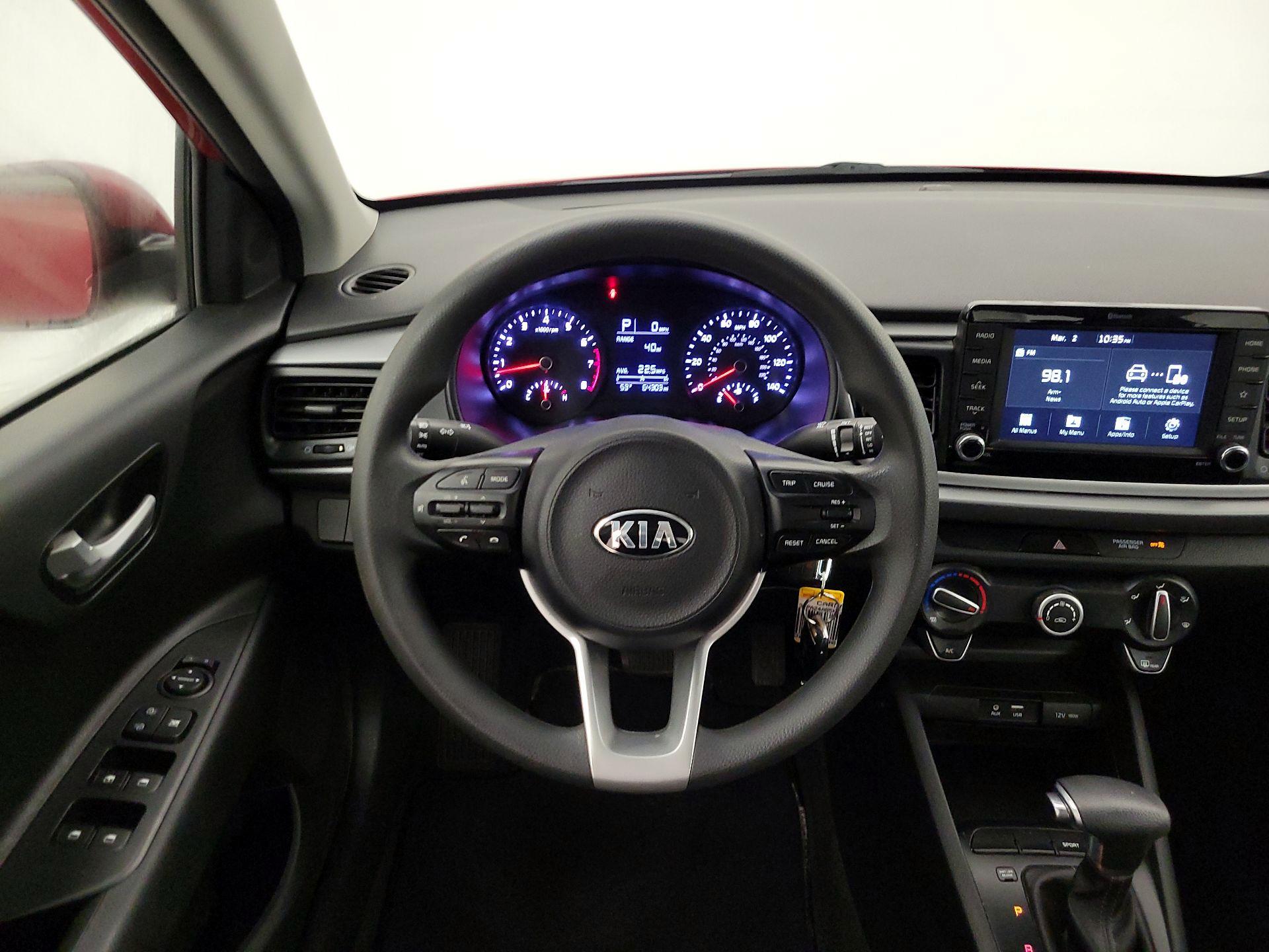 Thumbnail: 2019 Kia Rio - 10