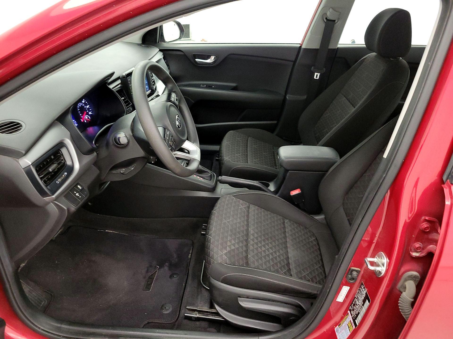 Thumbnail: 2019 Kia Rio - 11