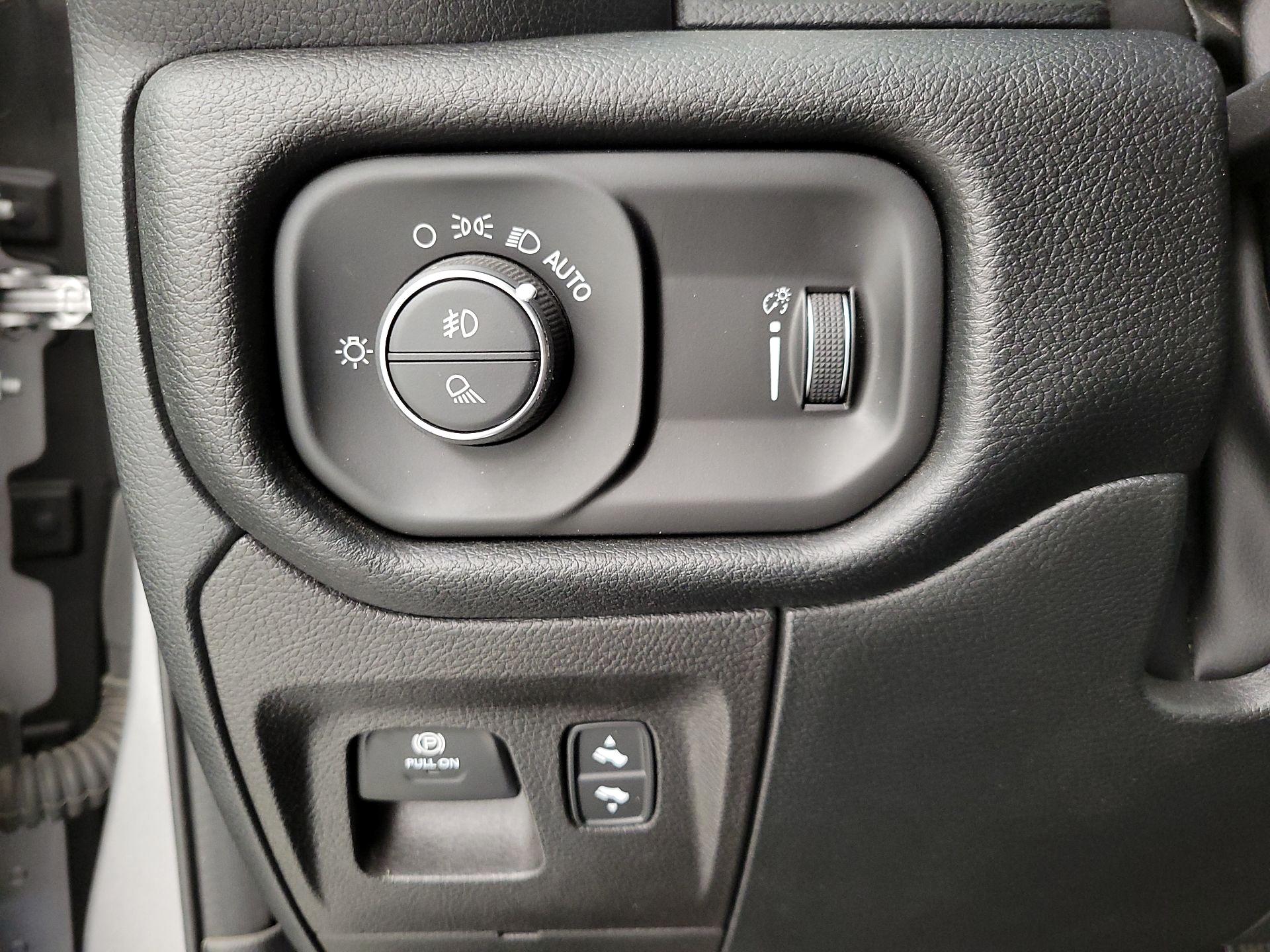 Thumbnail: 2022 RAM 1500 - 13