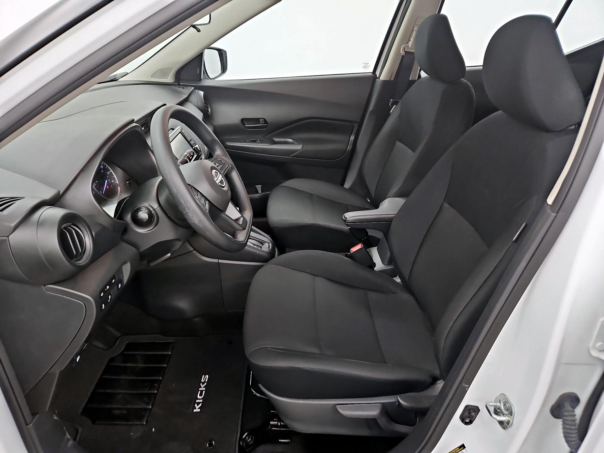 Thumbnail: 2025 Nissan Kicks - 11