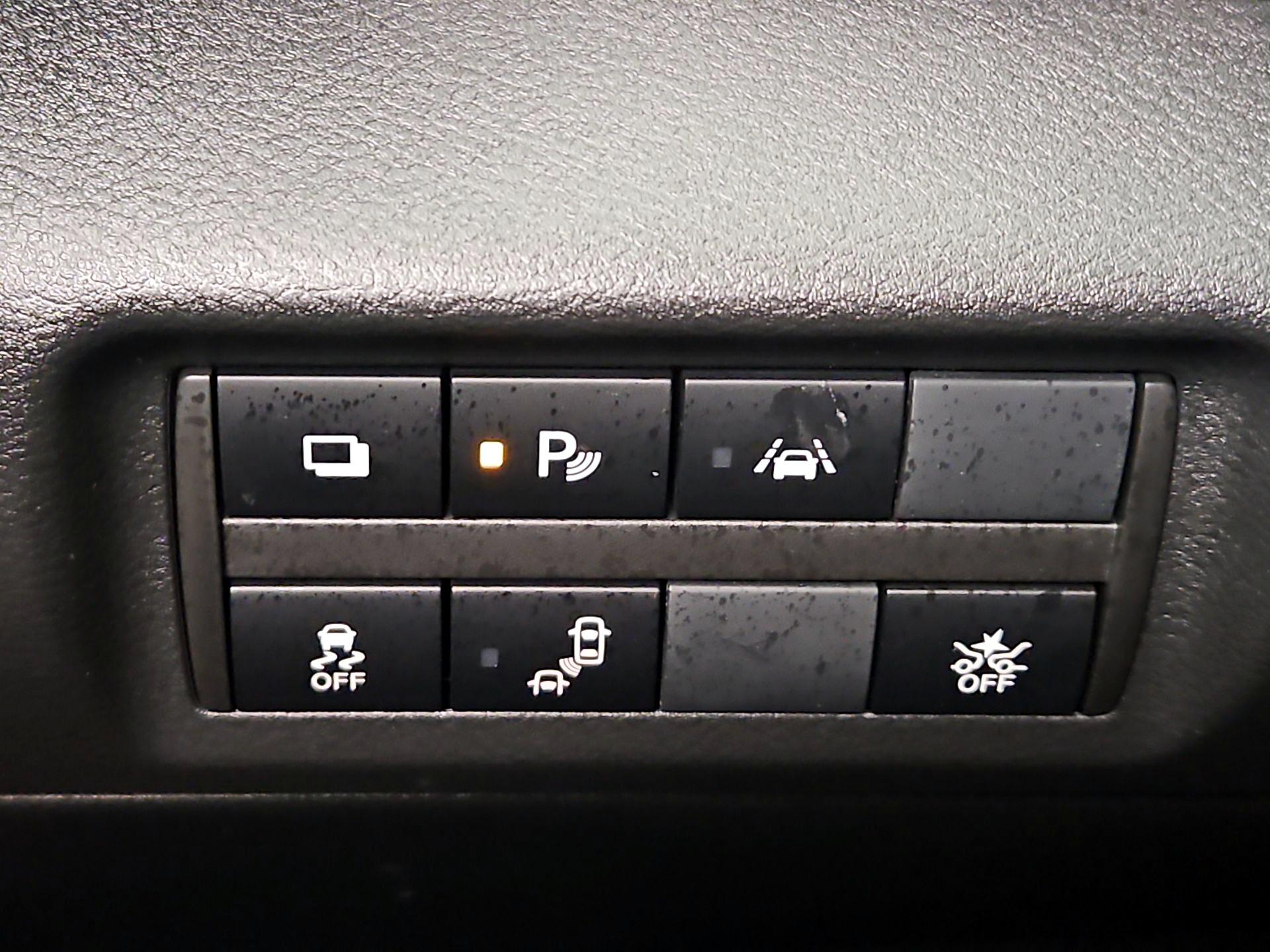 Thumbnail: 2025 Nissan Kicks - 13