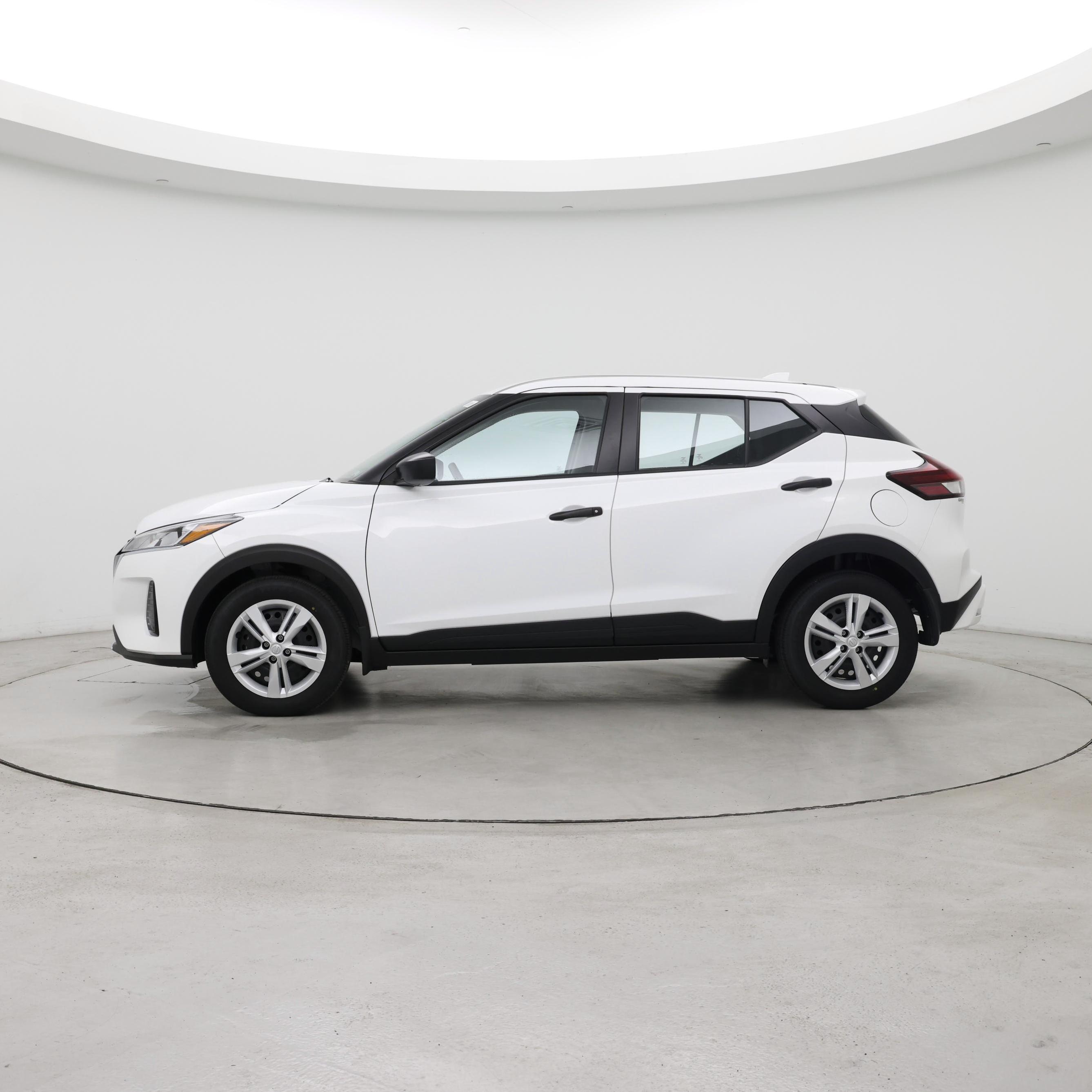 Thumbnail: 2025 Nissan Kicks - 3