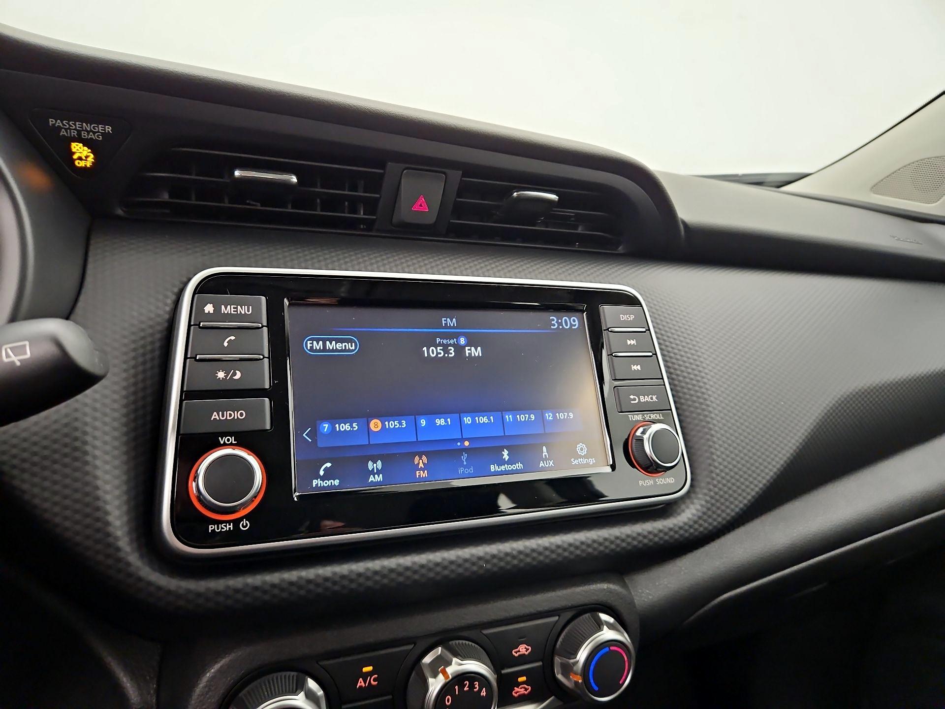 Thumbnail: 2025 Nissan Kicks - 15