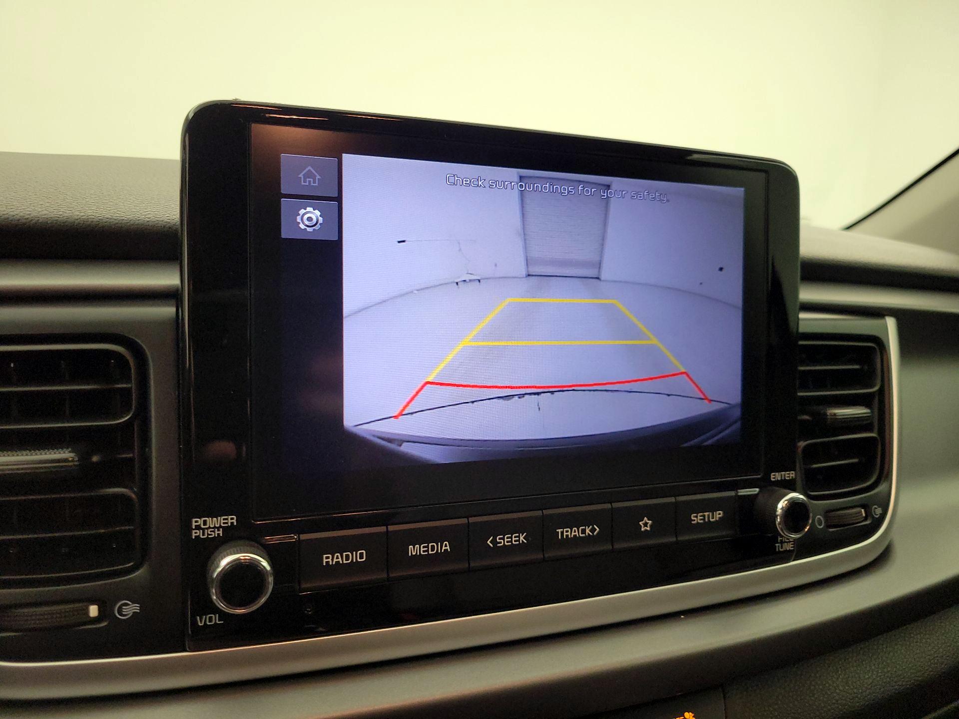 Thumbnail: 2022 Kia Rio5 - 14