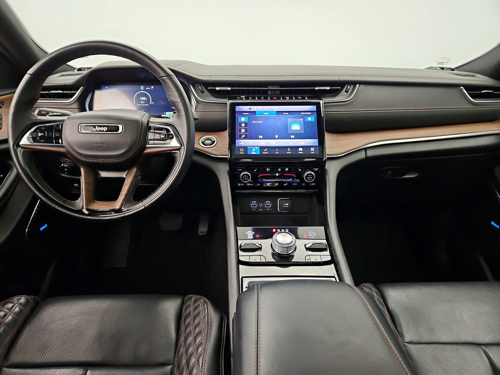 Thumbnail: 2022 Jeep Grand Cherokee - 9