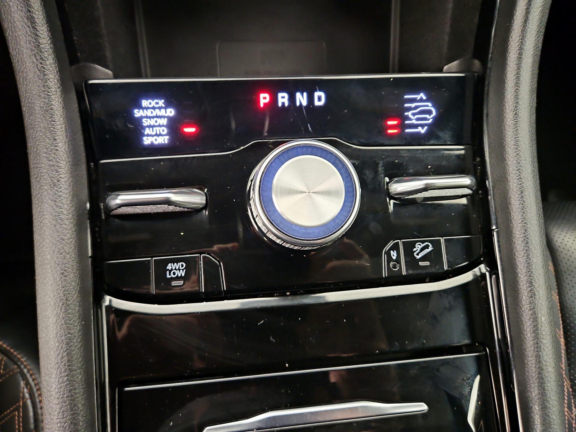 Thumbnail: 2022 Jeep Grand Cherokee - 18