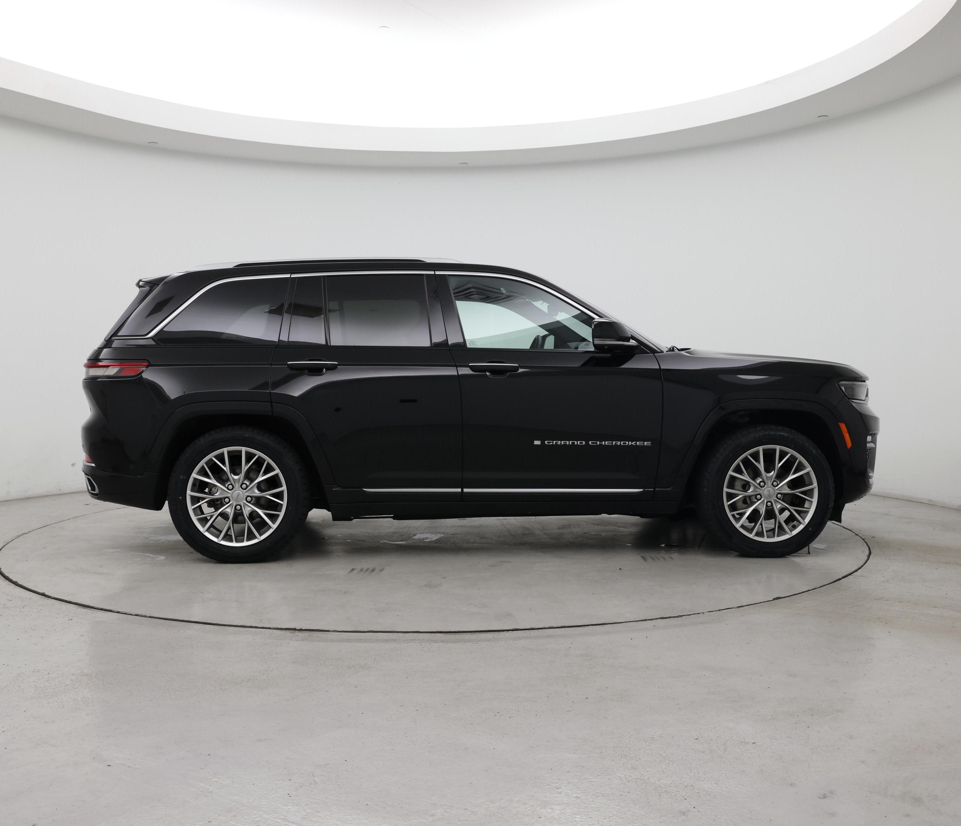 Thumbnail: 2022 Jeep Grand Cherokee - 7