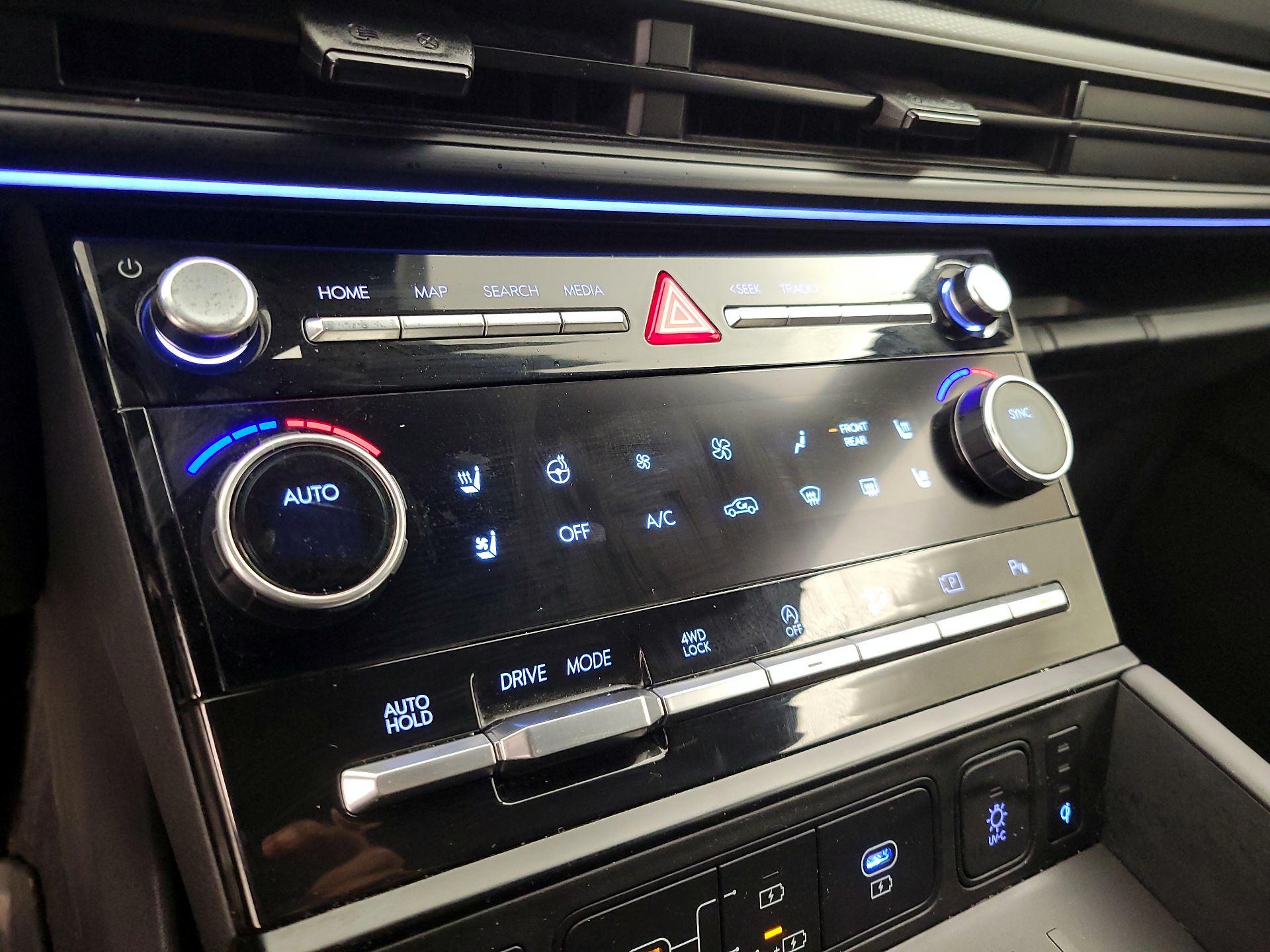 Thumbnail: 2024 Hyundai Santa Fe - 17