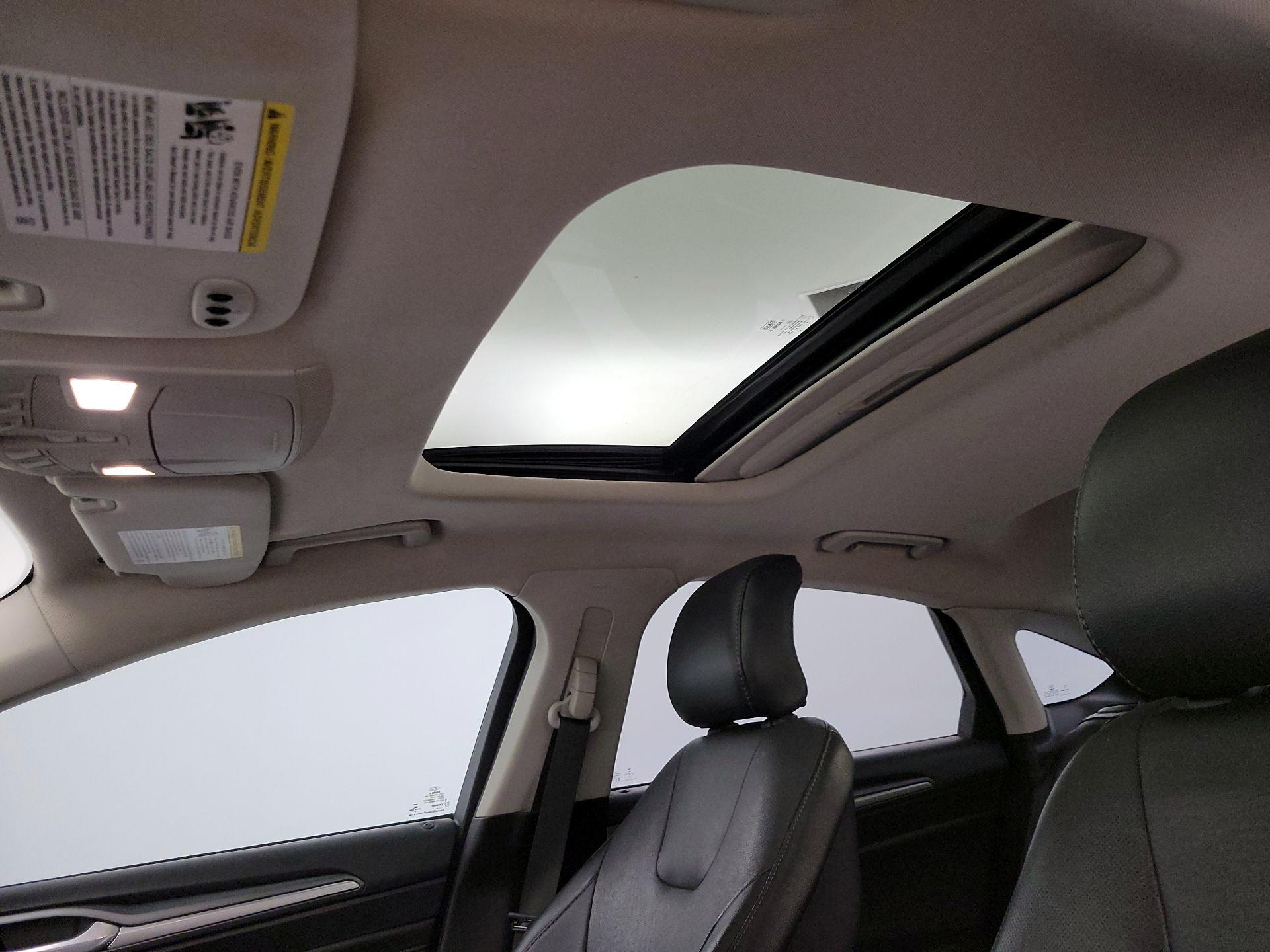 Thumbnail: 2015 Ford Fusion - 20