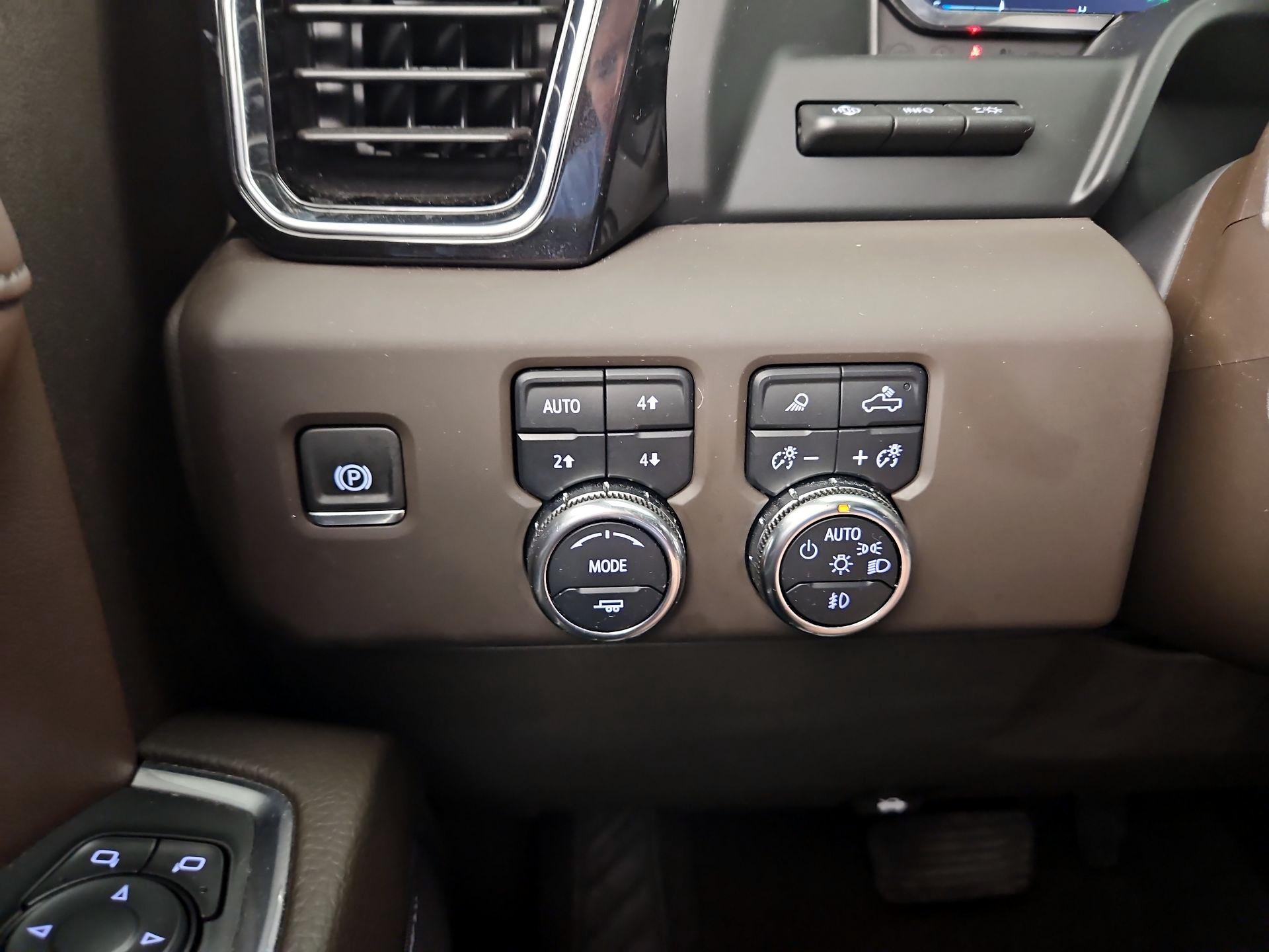 Thumbnail: 2024 GMC Sierra 1500 - 13