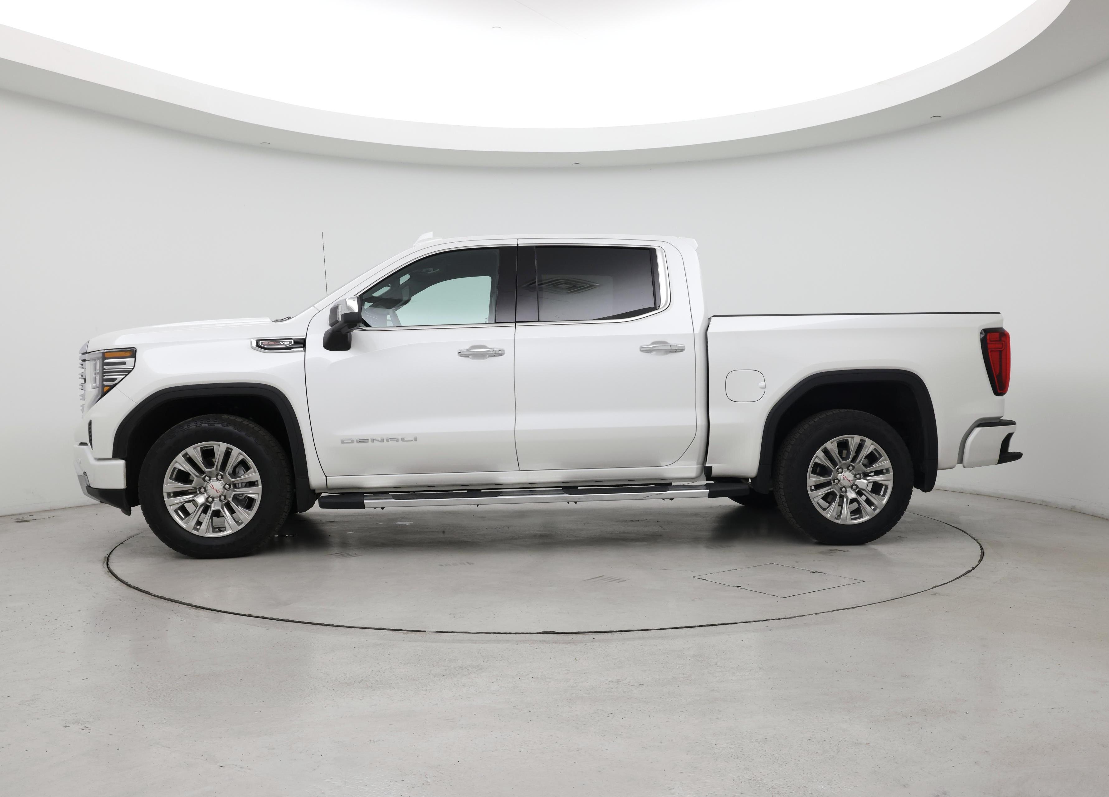 Thumbnail: 2024 GMC Sierra 1500 - 3