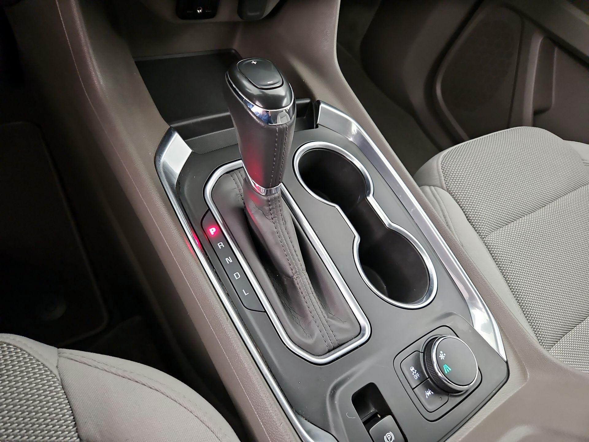 Thumbnail: 2020 Chevrolet Traverse - 17