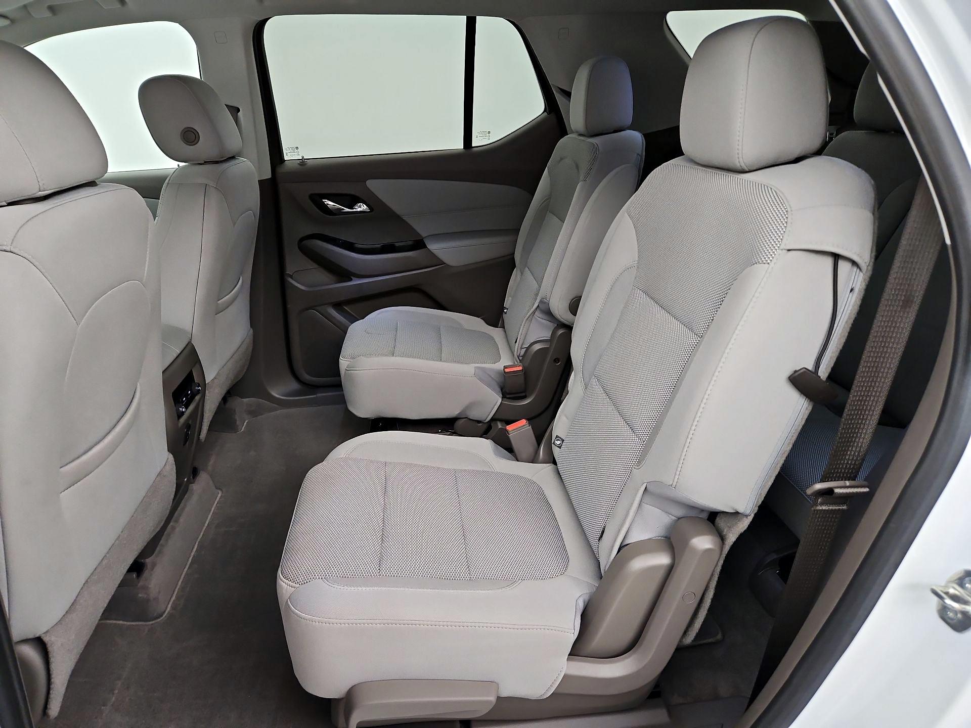 Thumbnail: 2020 Chevrolet Traverse - 19