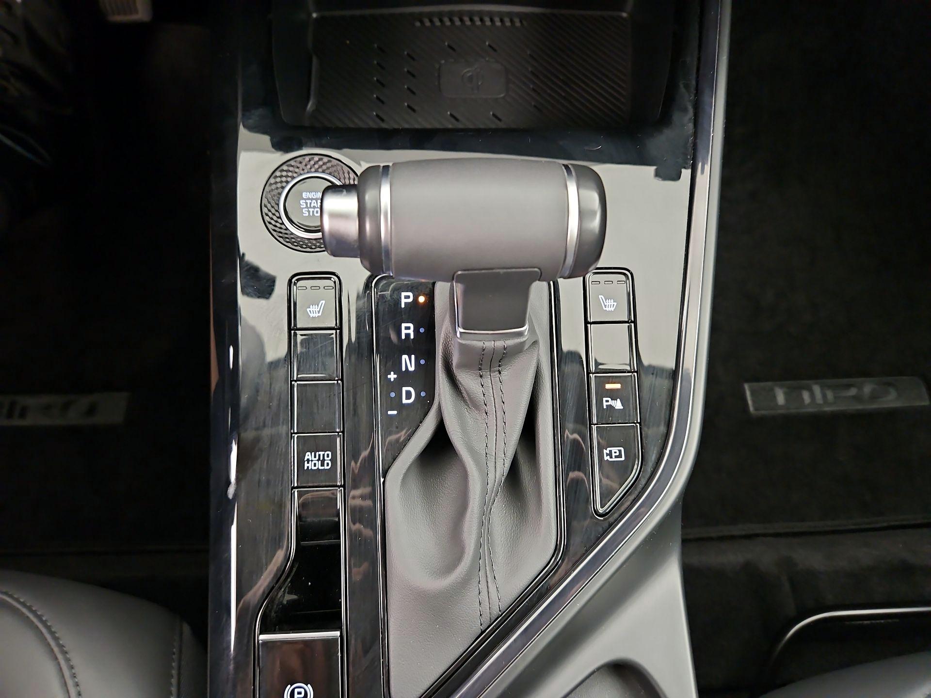 Thumbnail: 2024 Kia Niro - 18