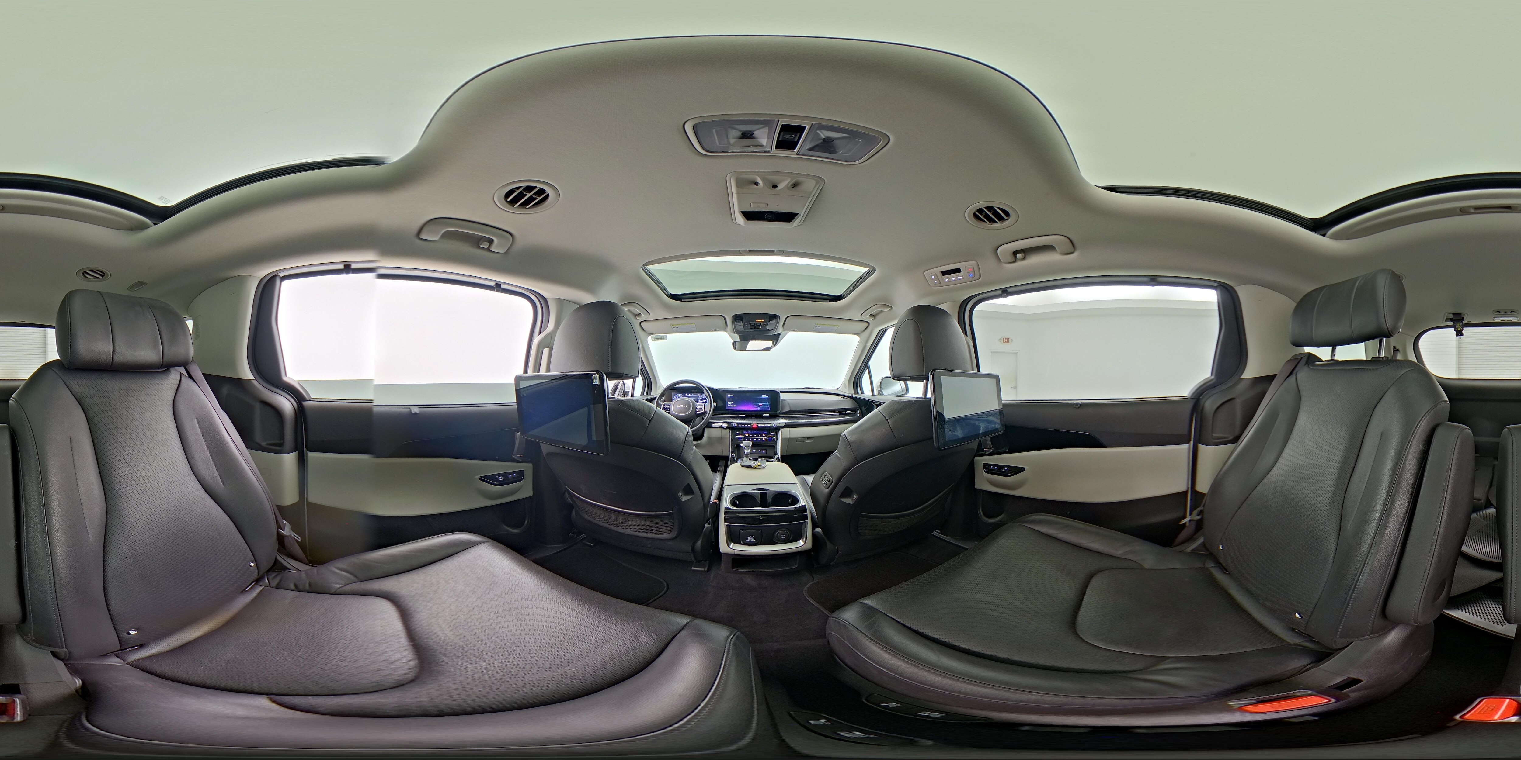 2022 Kia Carnival SX Prestige - Photo 29