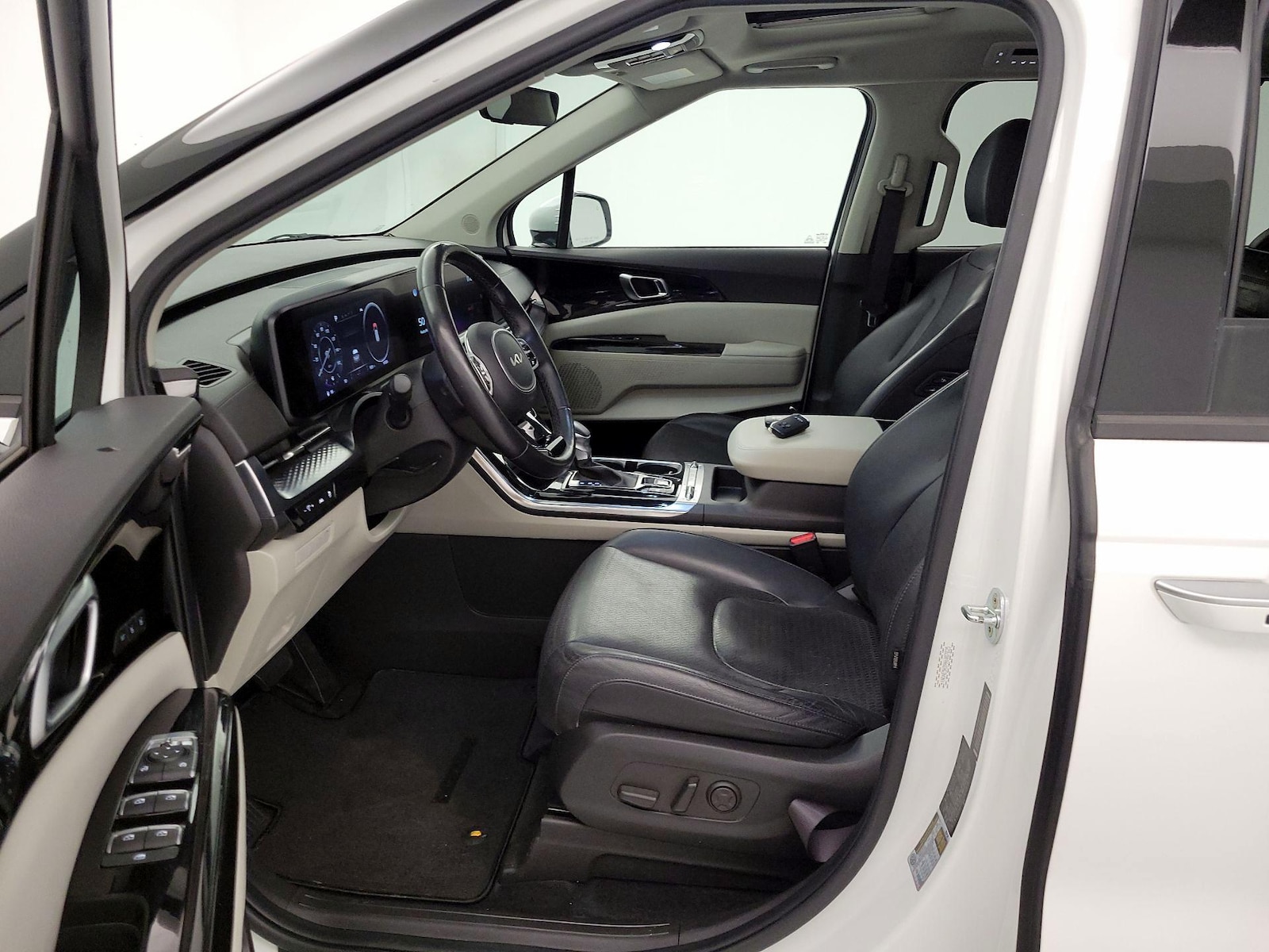 2022 Kia Carnival SX Prestige - Photo 12