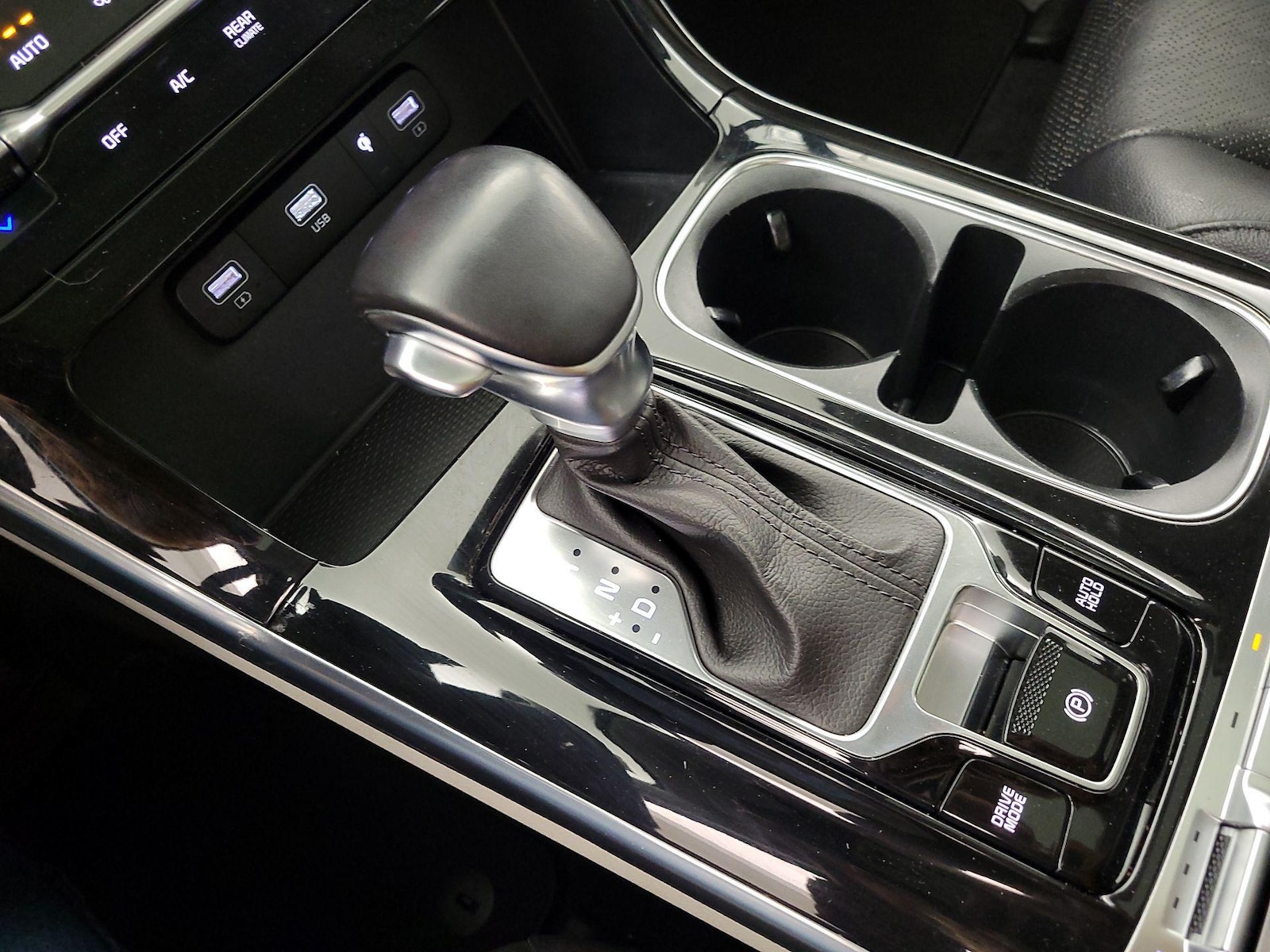 2022 Kia Carnival SX Prestige - Photo 19