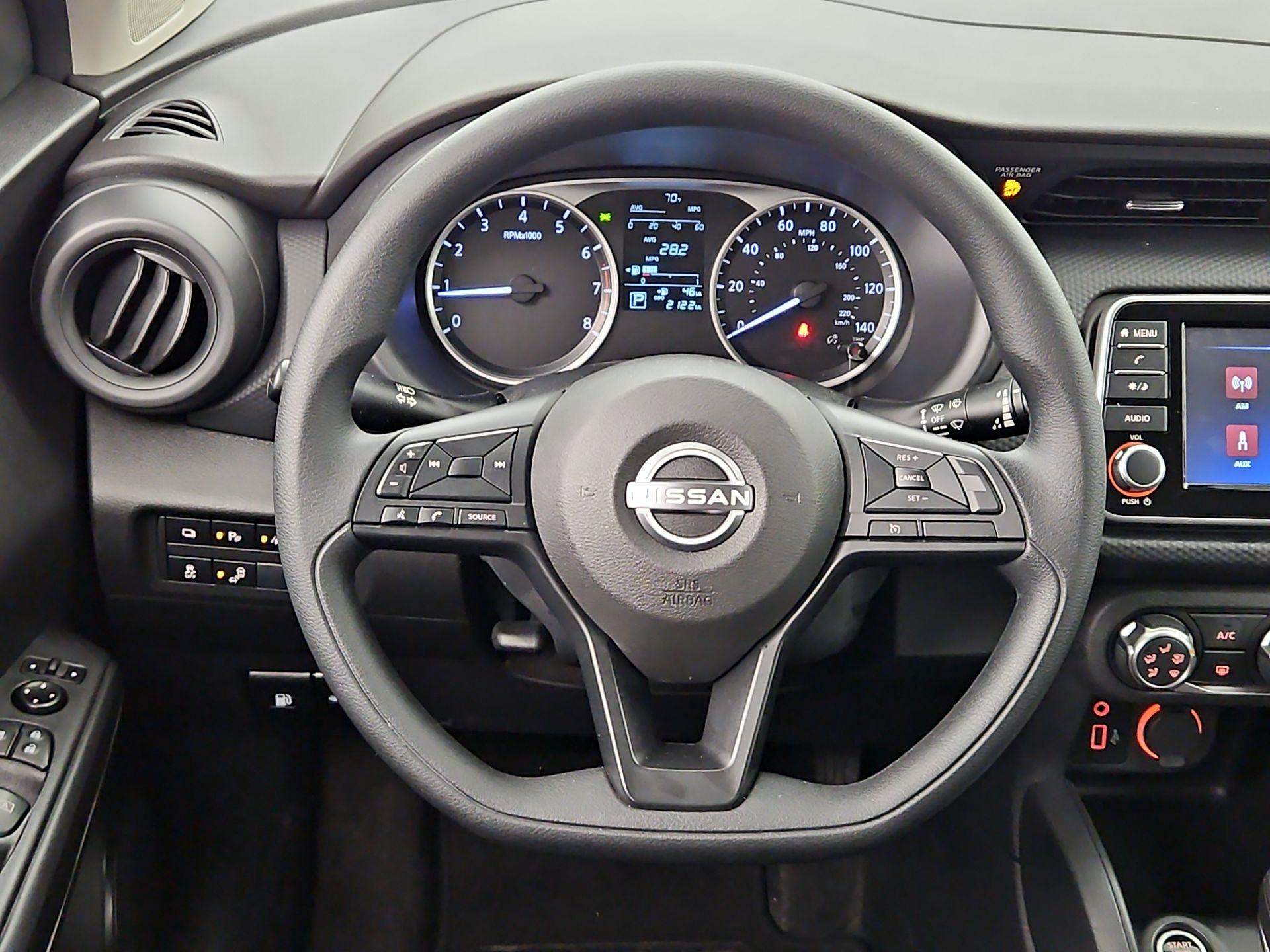 Thumbnail: 2025 Nissan Kicks - 10