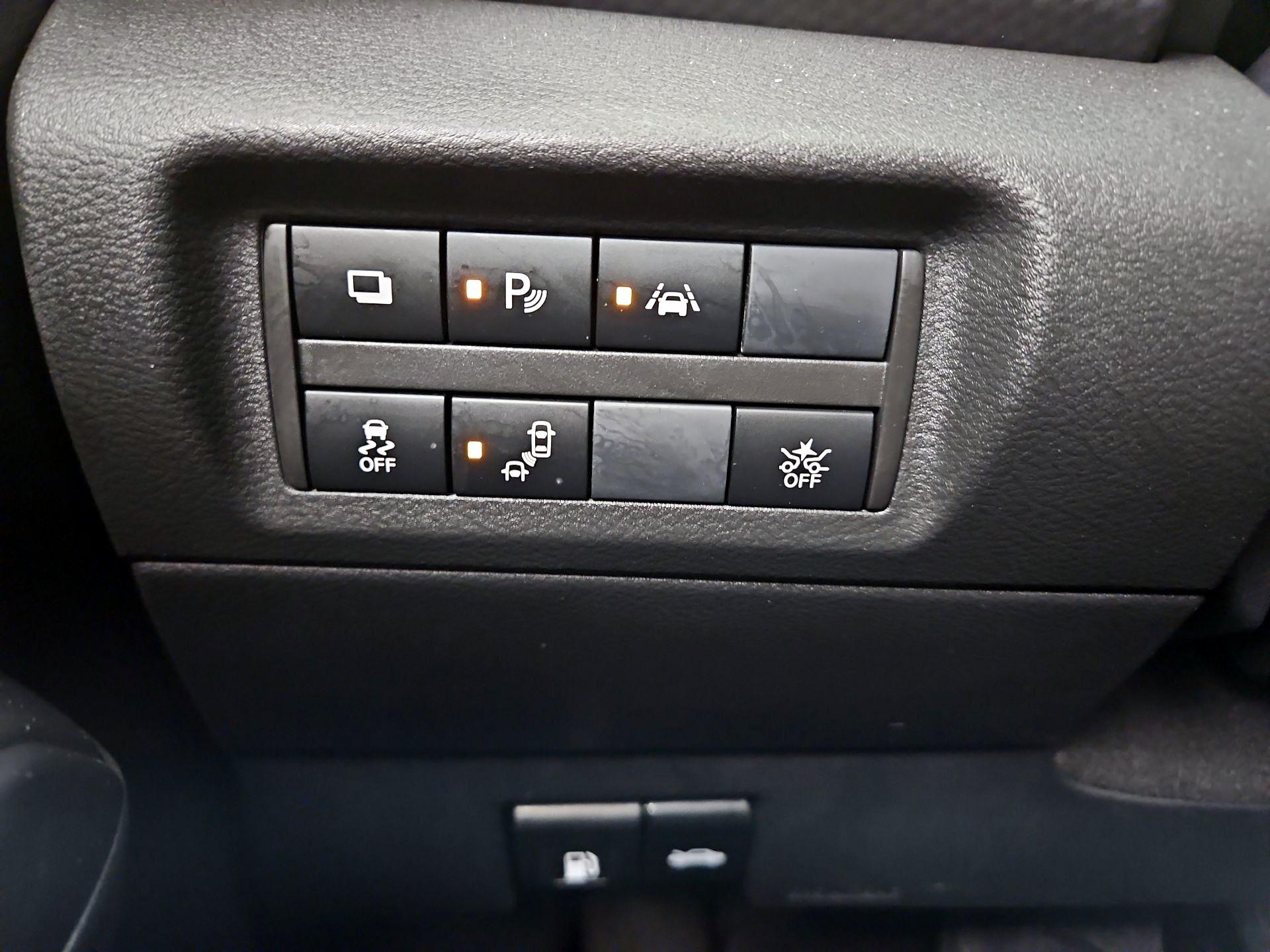 Thumbnail: 2025 Nissan Kicks - 13