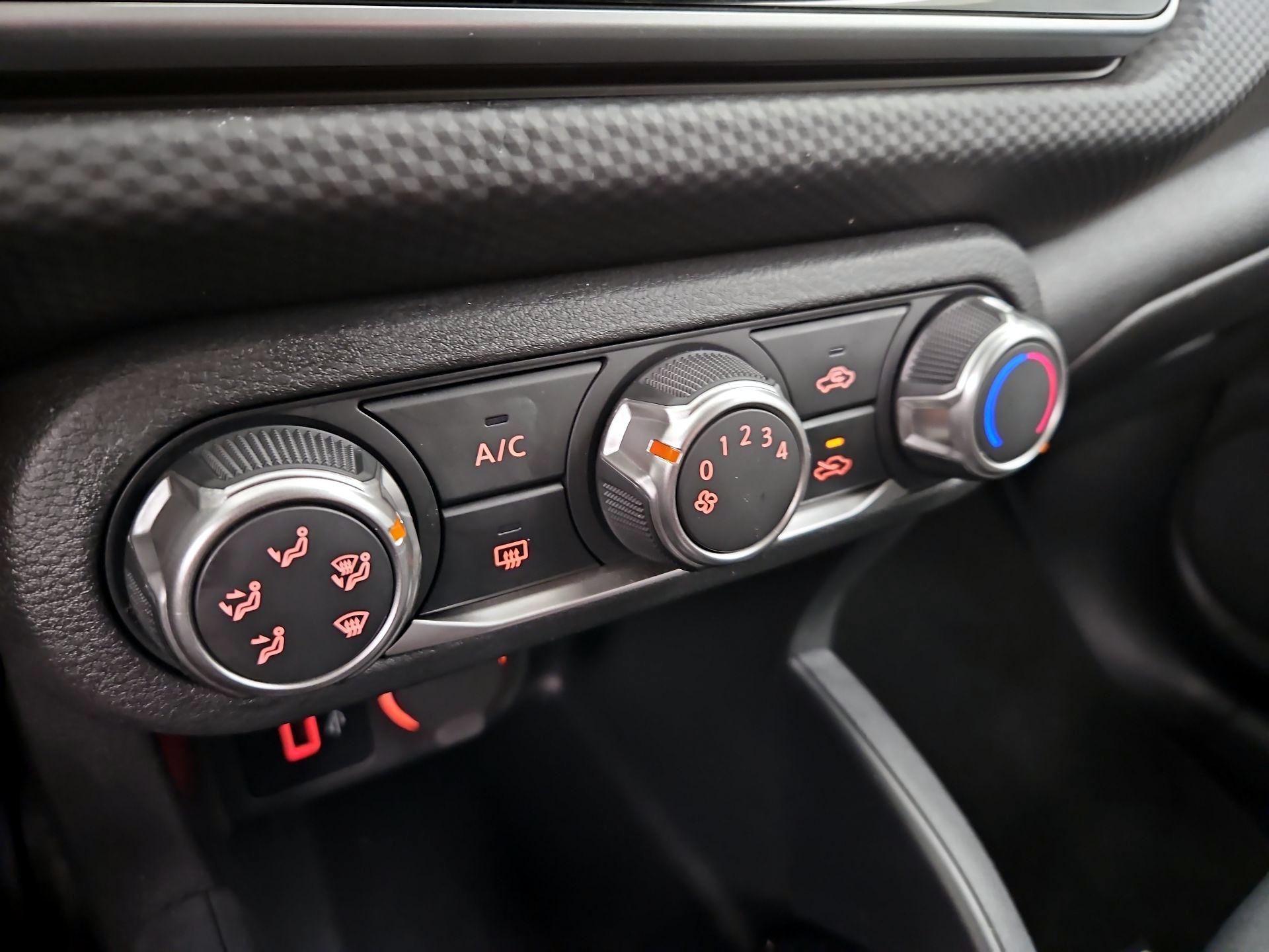 Thumbnail: 2025 Nissan Kicks - 16