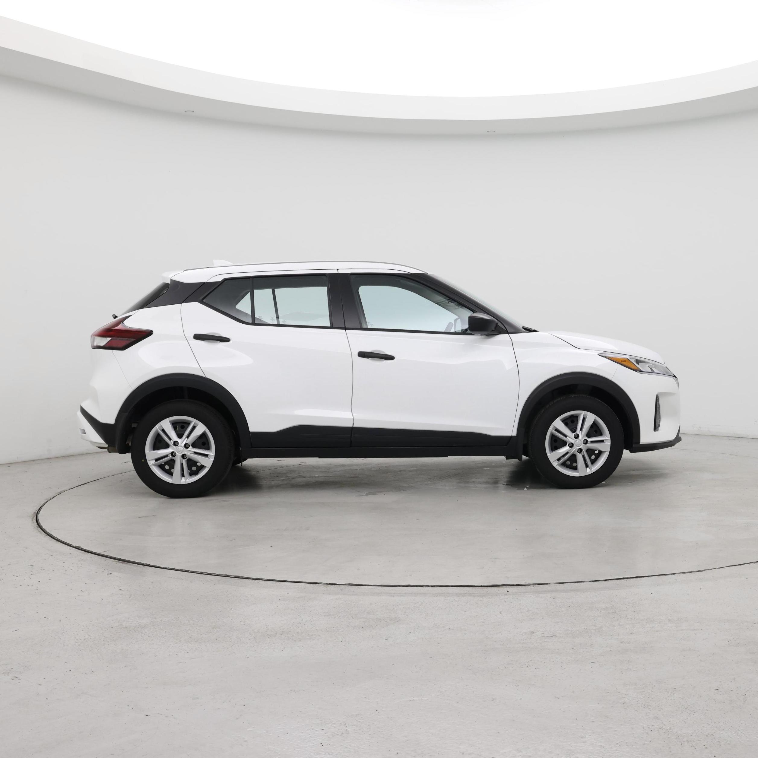 Thumbnail: 2025 Nissan Kicks - 7