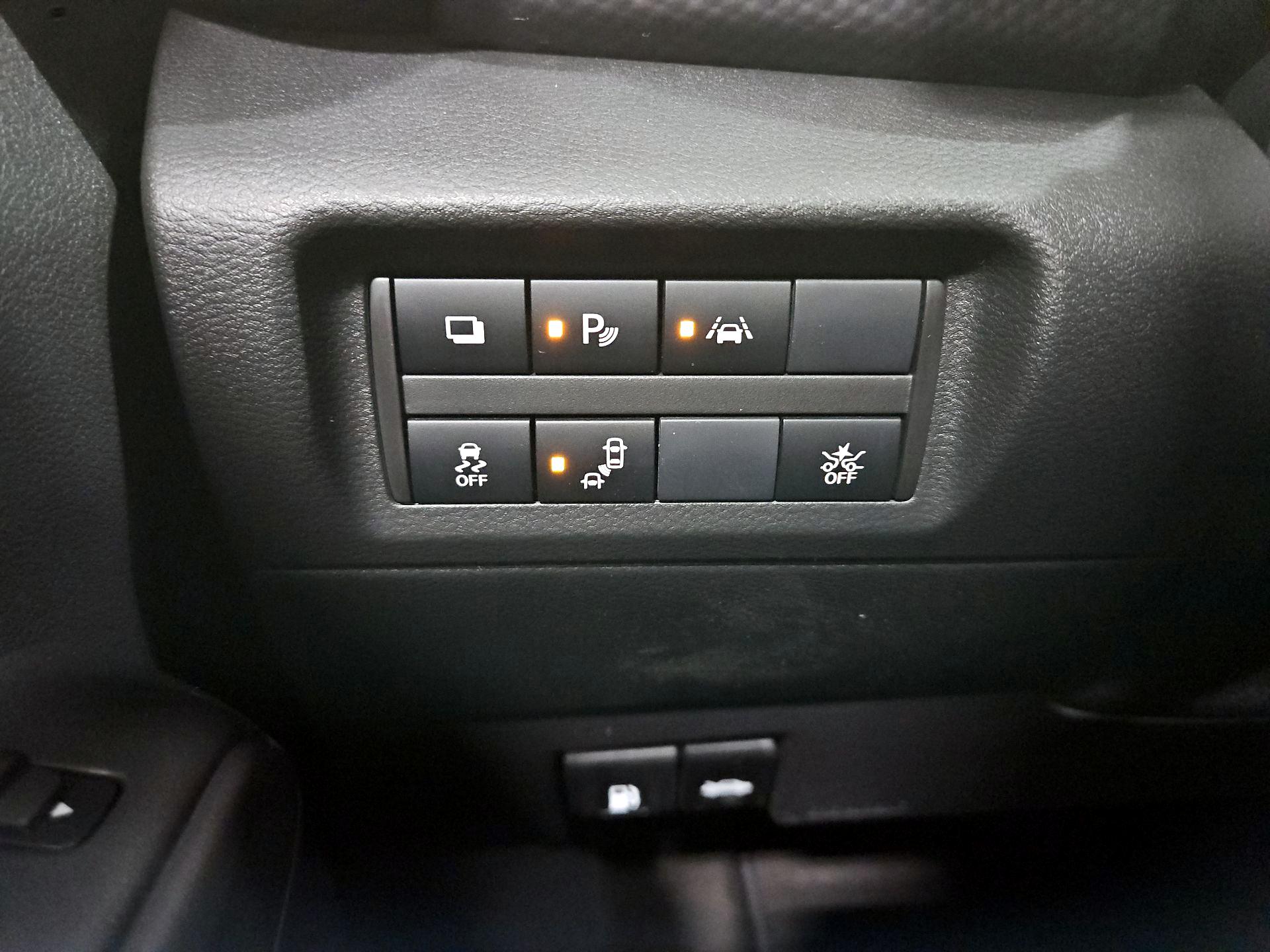 Thumbnail: 2025 Nissan Kicks - 13