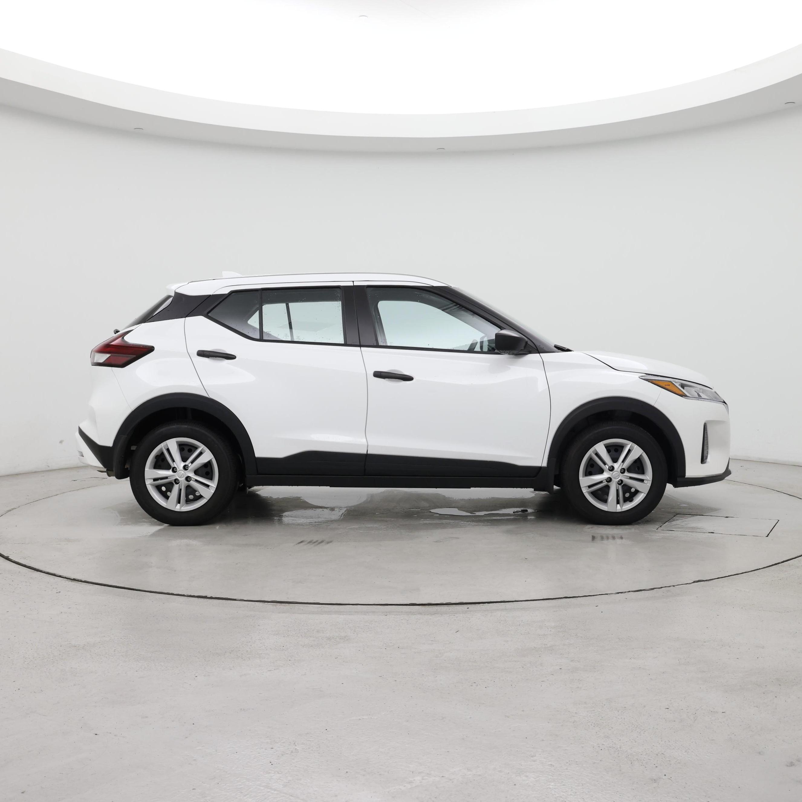 Thumbnail: 2025 Nissan Kicks - 7