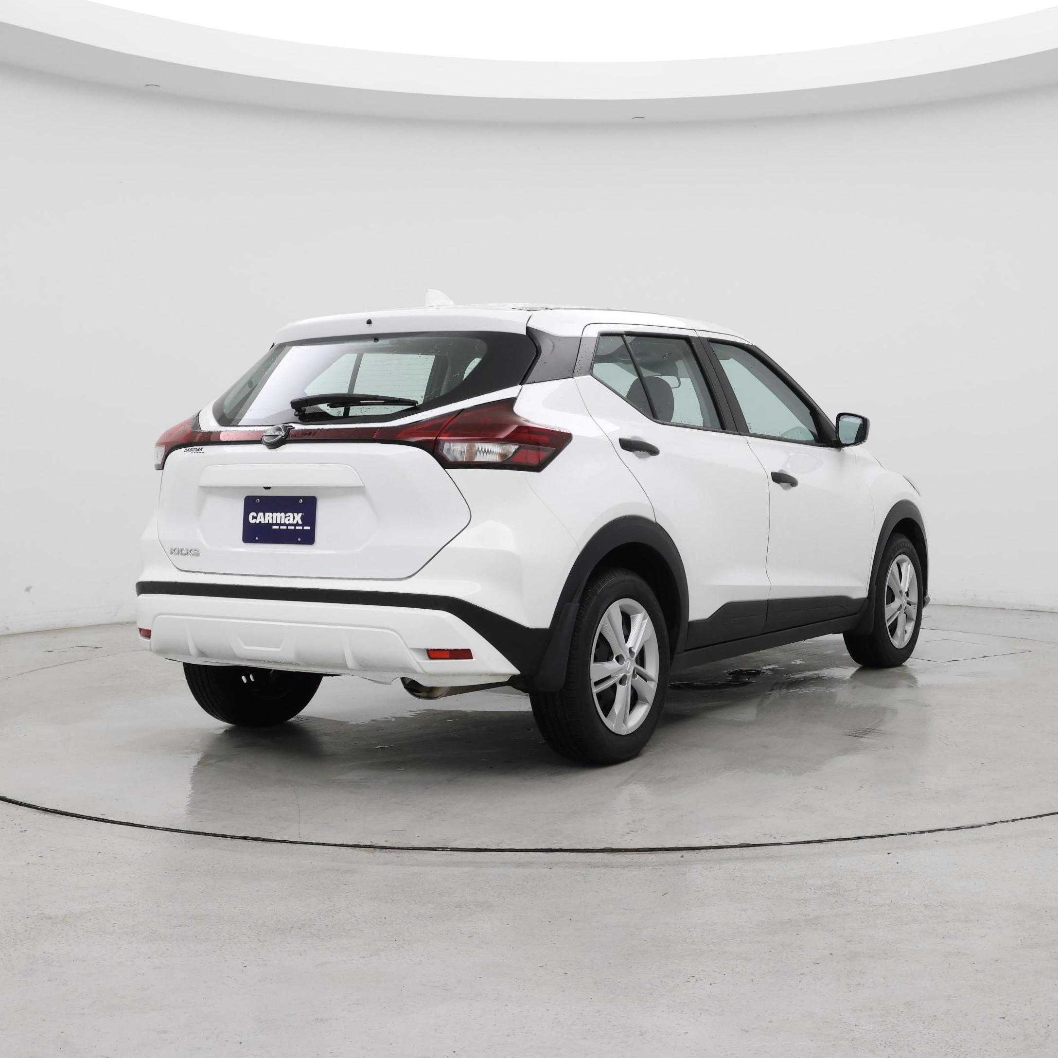 Thumbnail: 2025 Nissan Kicks - 8