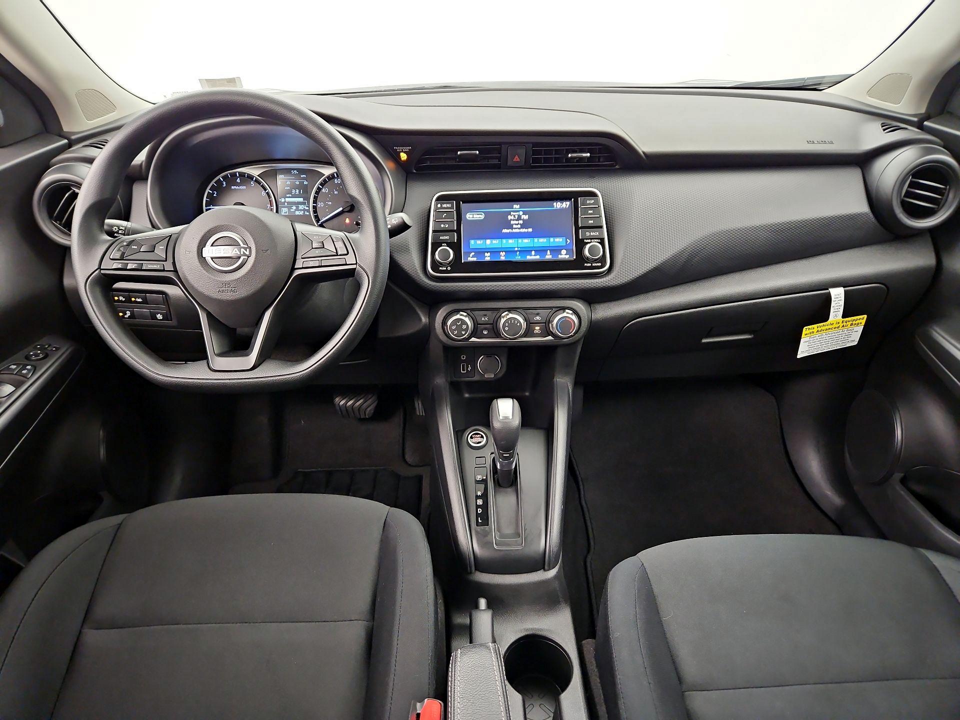 Thumbnail: 2025 Nissan Kicks - 9