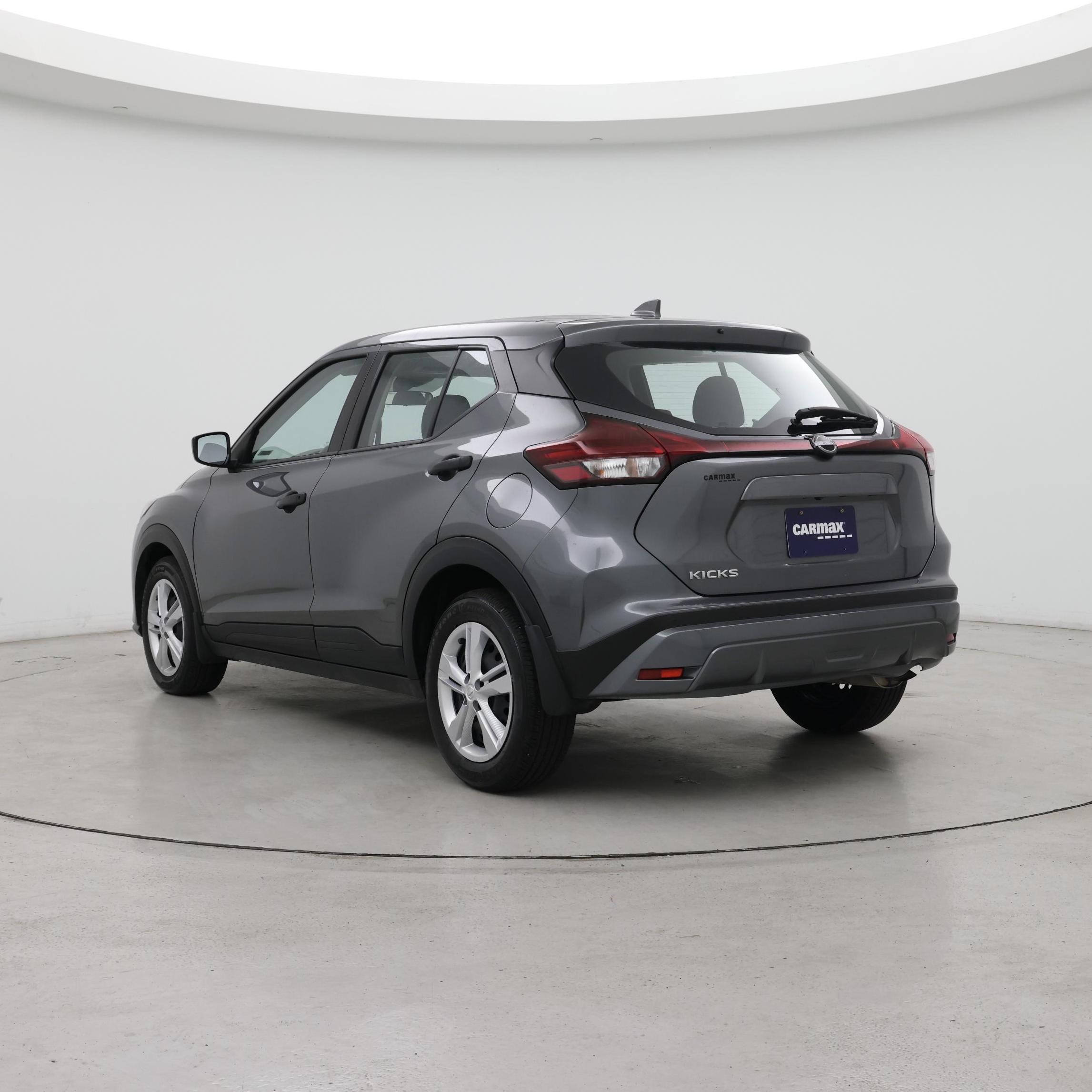 Thumbnail: 2025 Nissan Kicks - 2