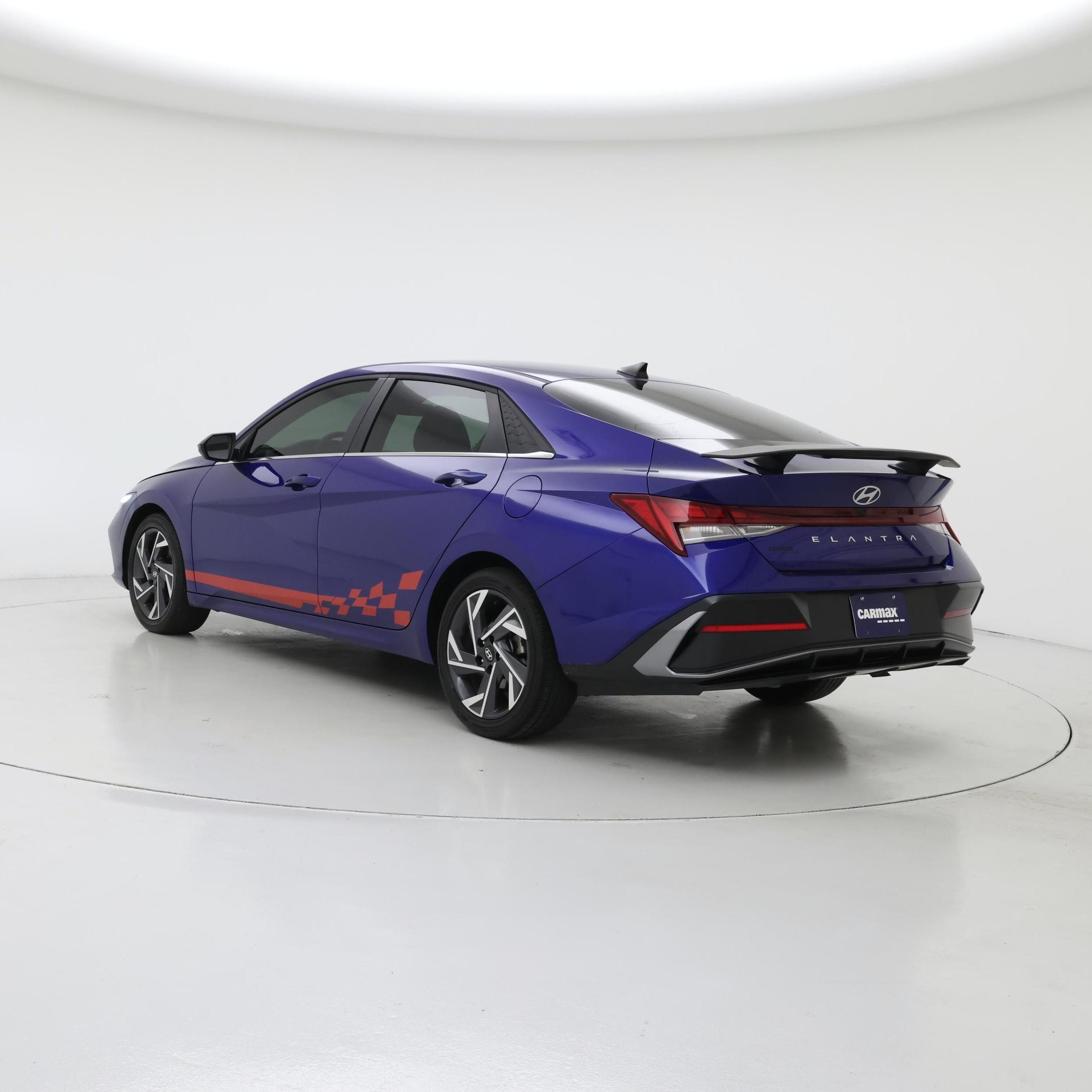 Thumbnail: 2025 Hyundai Elantra - 2