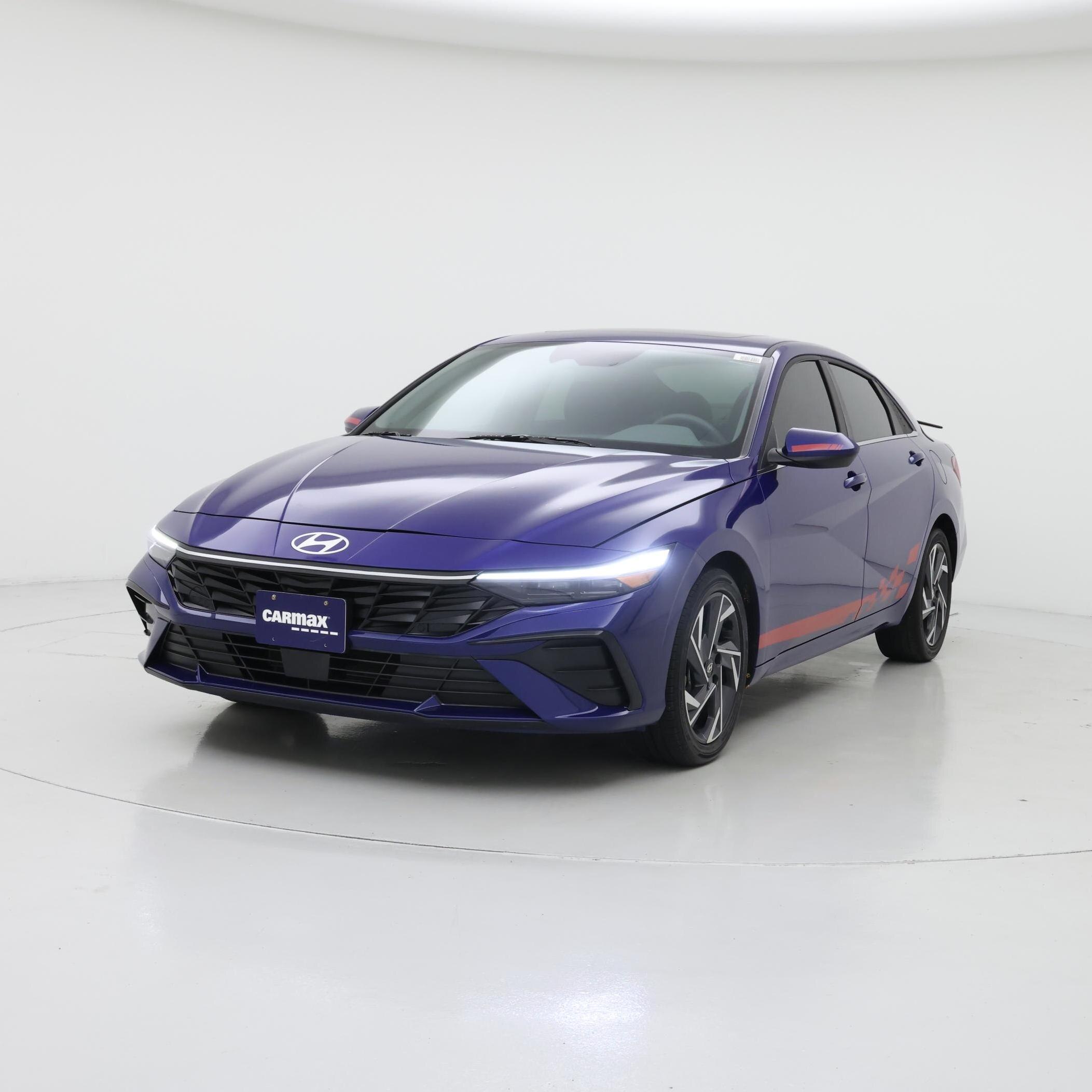 Thumbnail: 2025 Hyundai Elantra - 4