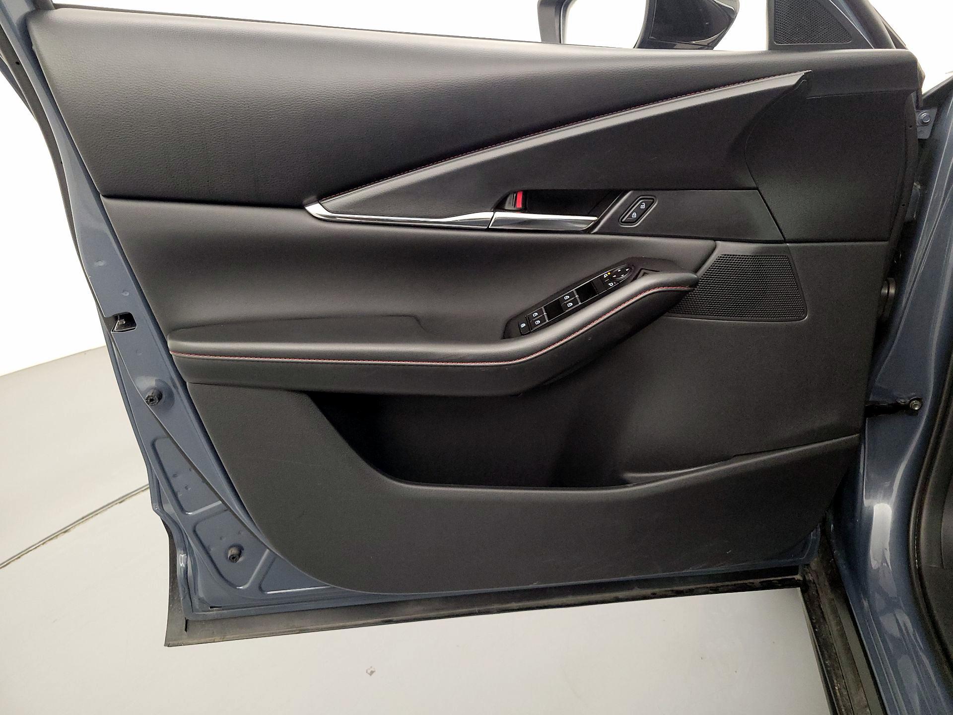 Thumbnail: 2025 Mazda CX-30 - 12