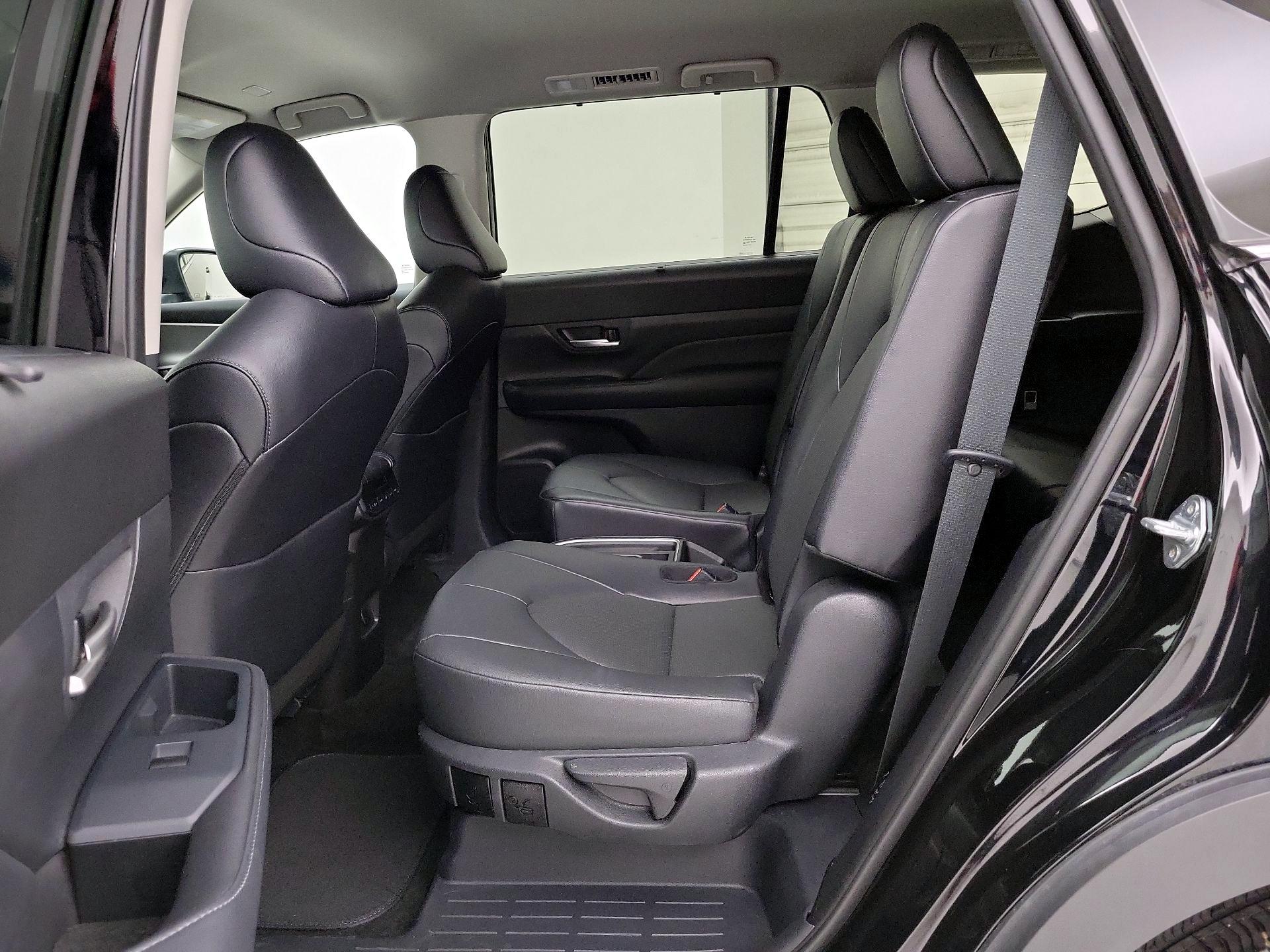 Thumbnail: 2025 Toyota Grand Highlander - 20