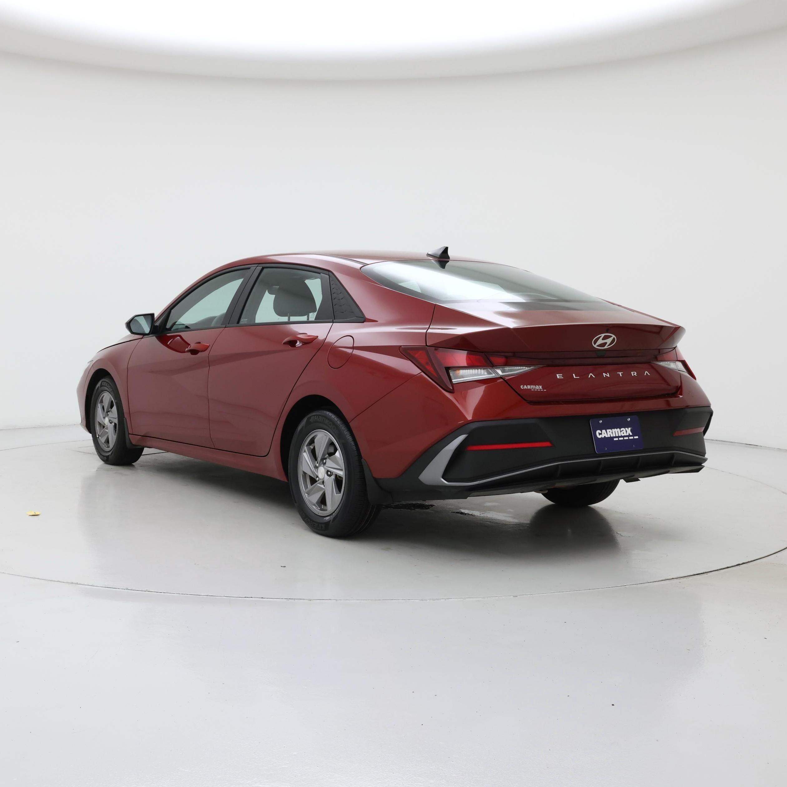 Thumbnail: 2024 Hyundai Elantra - 2