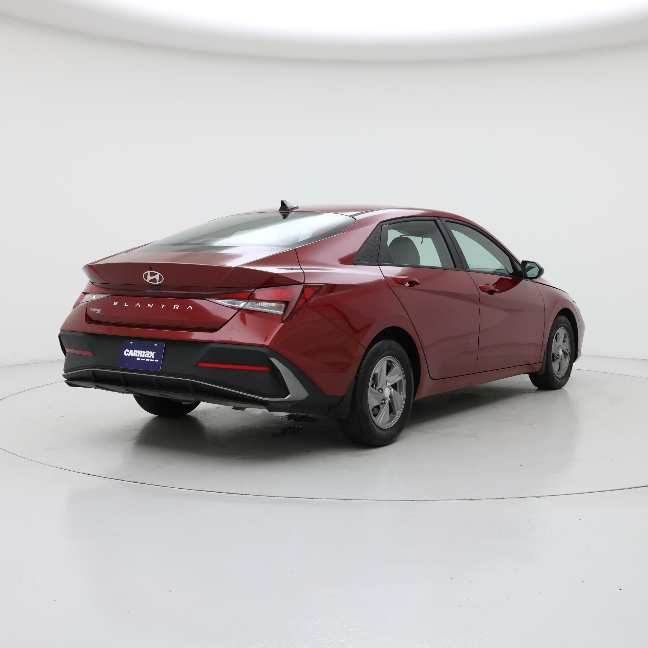 Thumbnail: 2024 Hyundai Elantra - 8