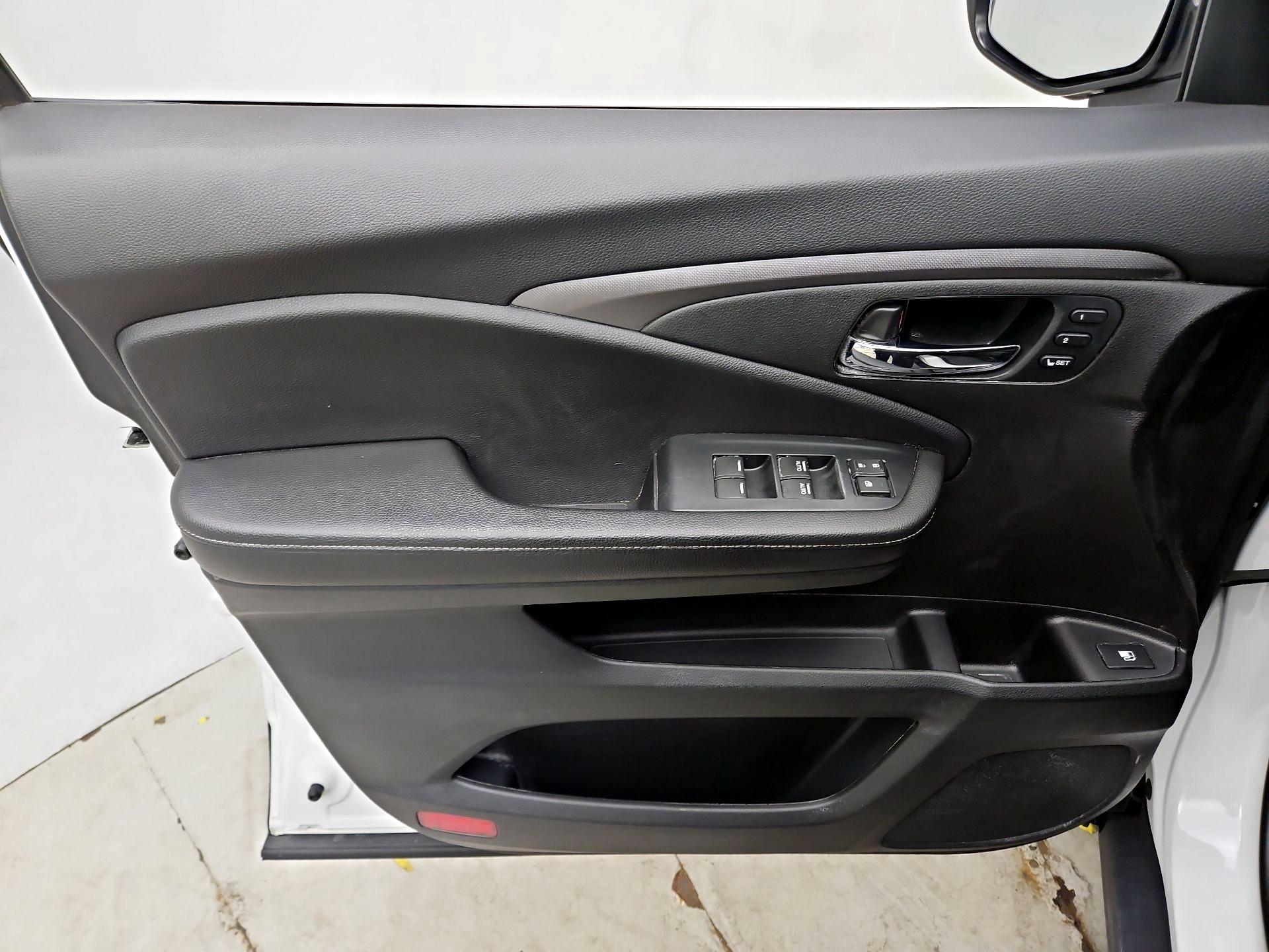 Thumbnail: 2023 Honda Ridgeline - 12