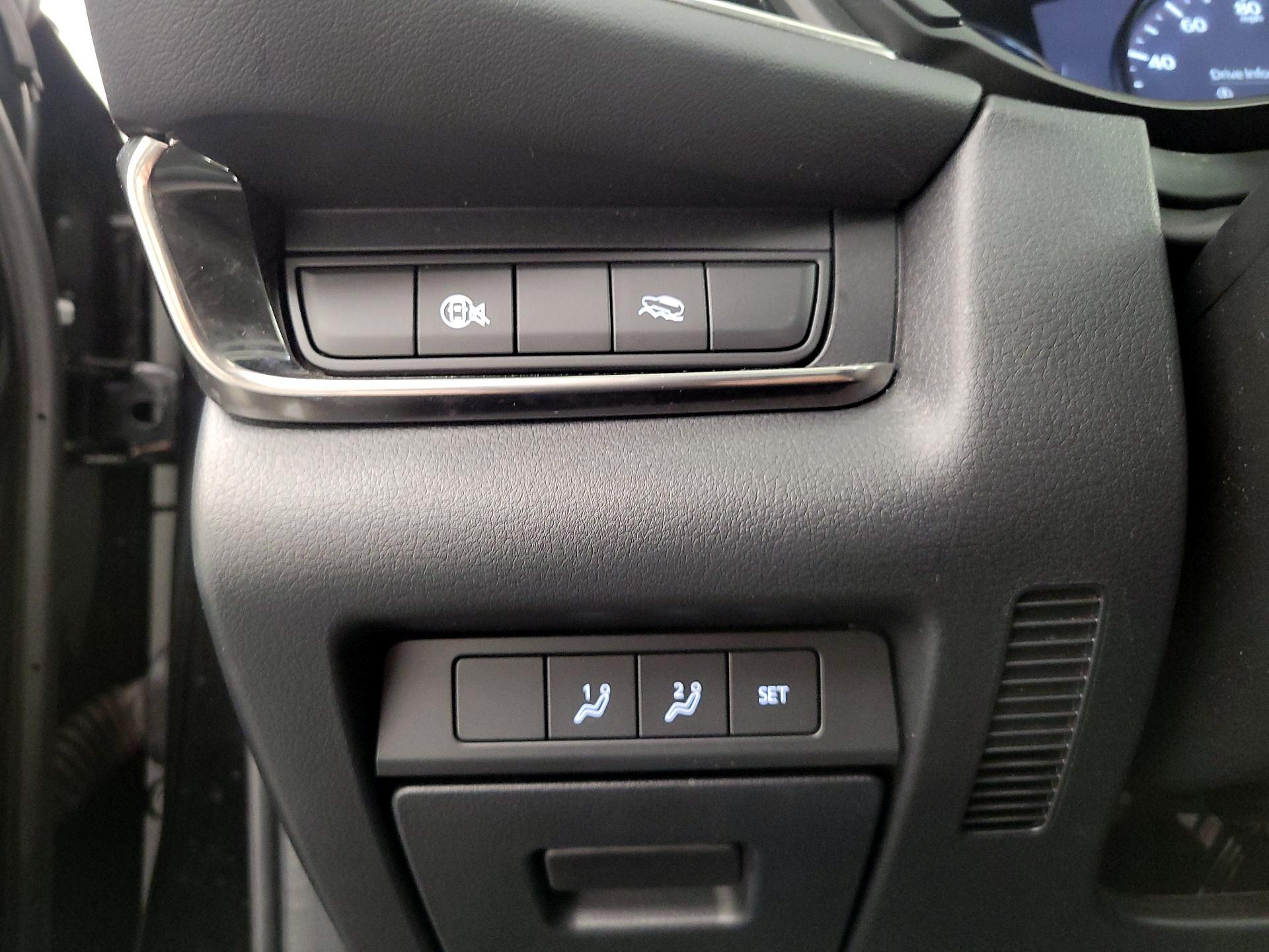 Thumbnail: 2025 Mazda CX-30 - 13