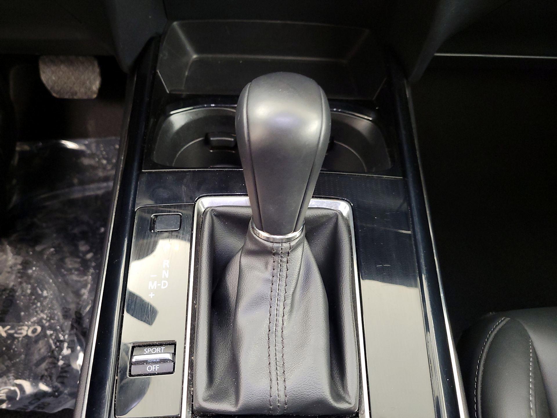 Thumbnail: 2025 Mazda CX-30 - 17