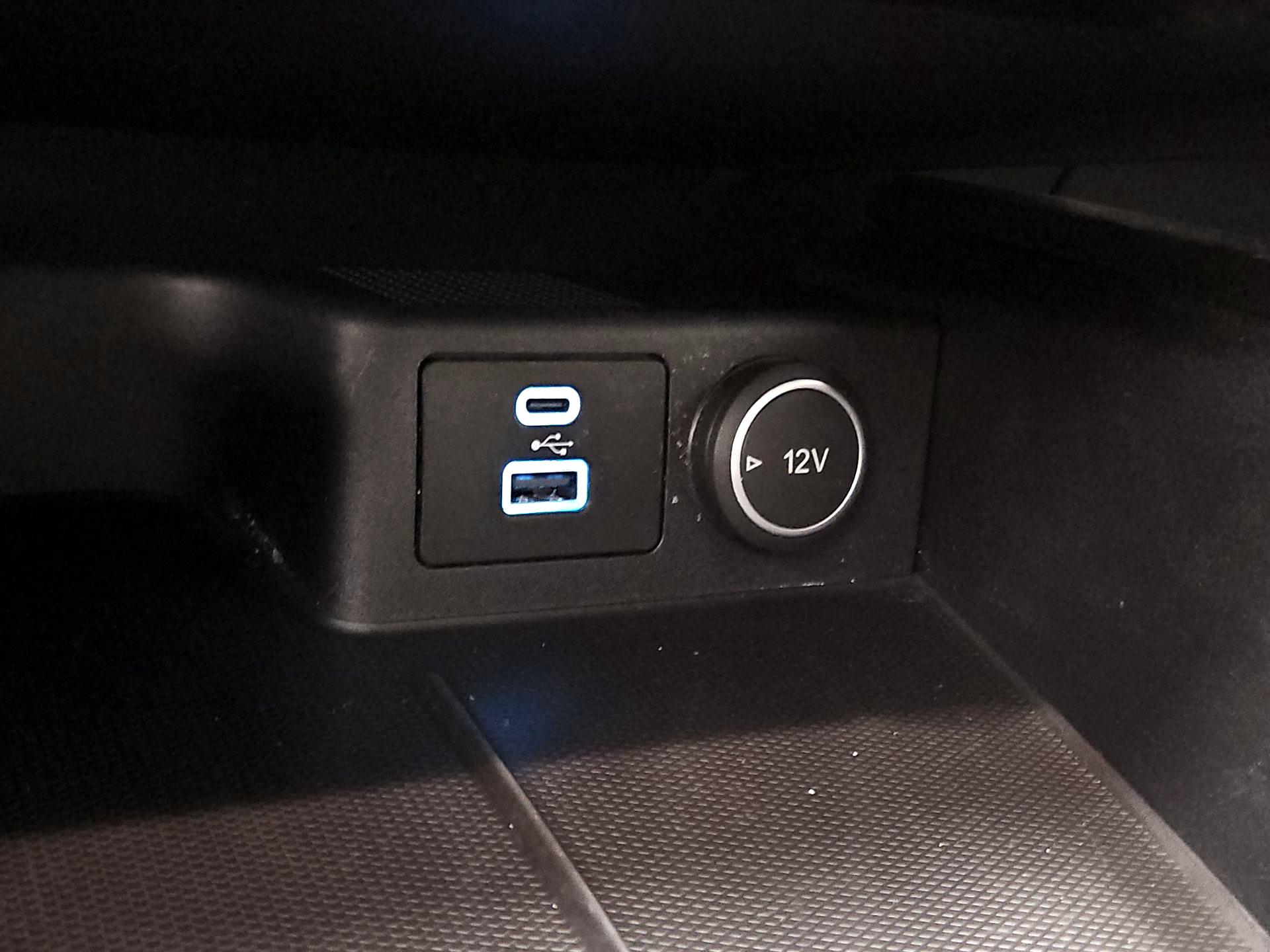 Thumbnail: 2021 Ford Escape - 19