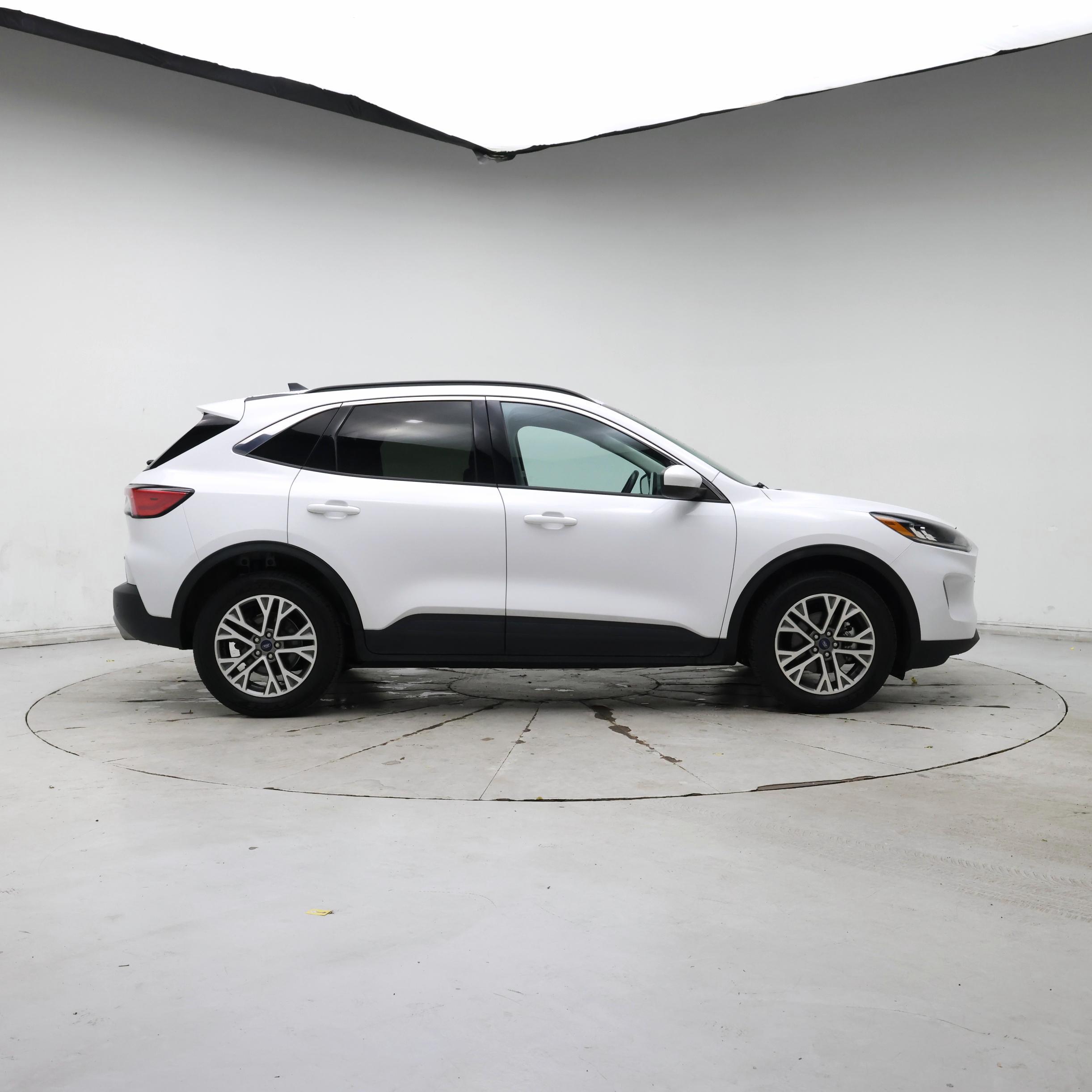 Thumbnail: 2021 Ford Escape - 7