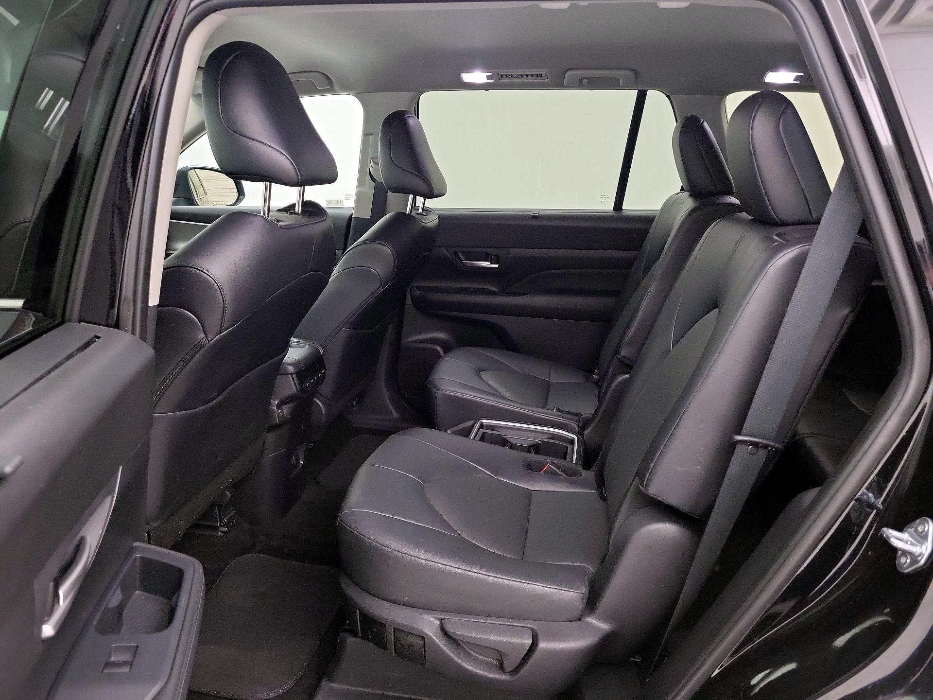 Thumbnail: 2025 Toyota Grand Highlander - 19