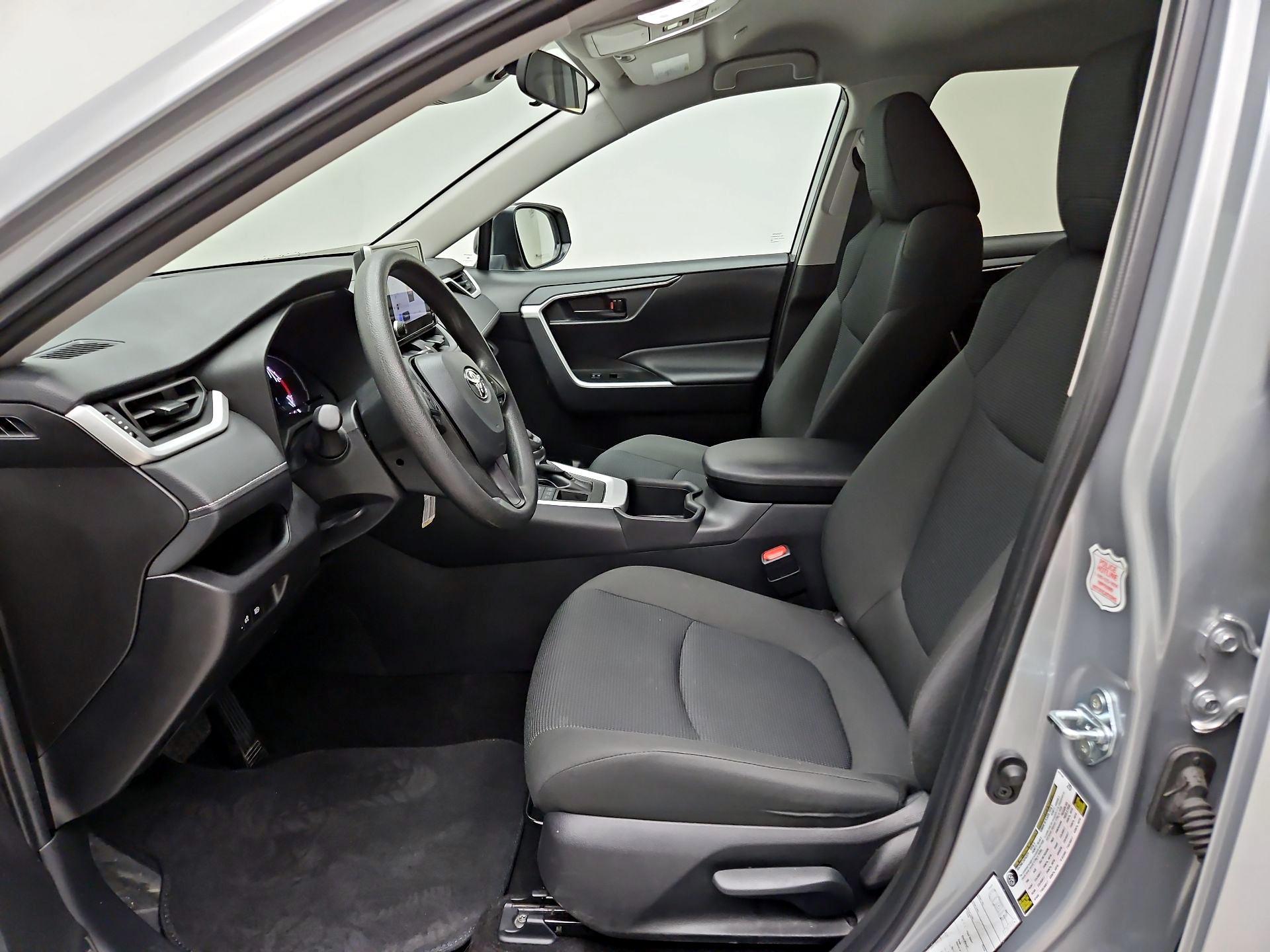 Thumbnail: 2025 Toyota RAV4 - 11