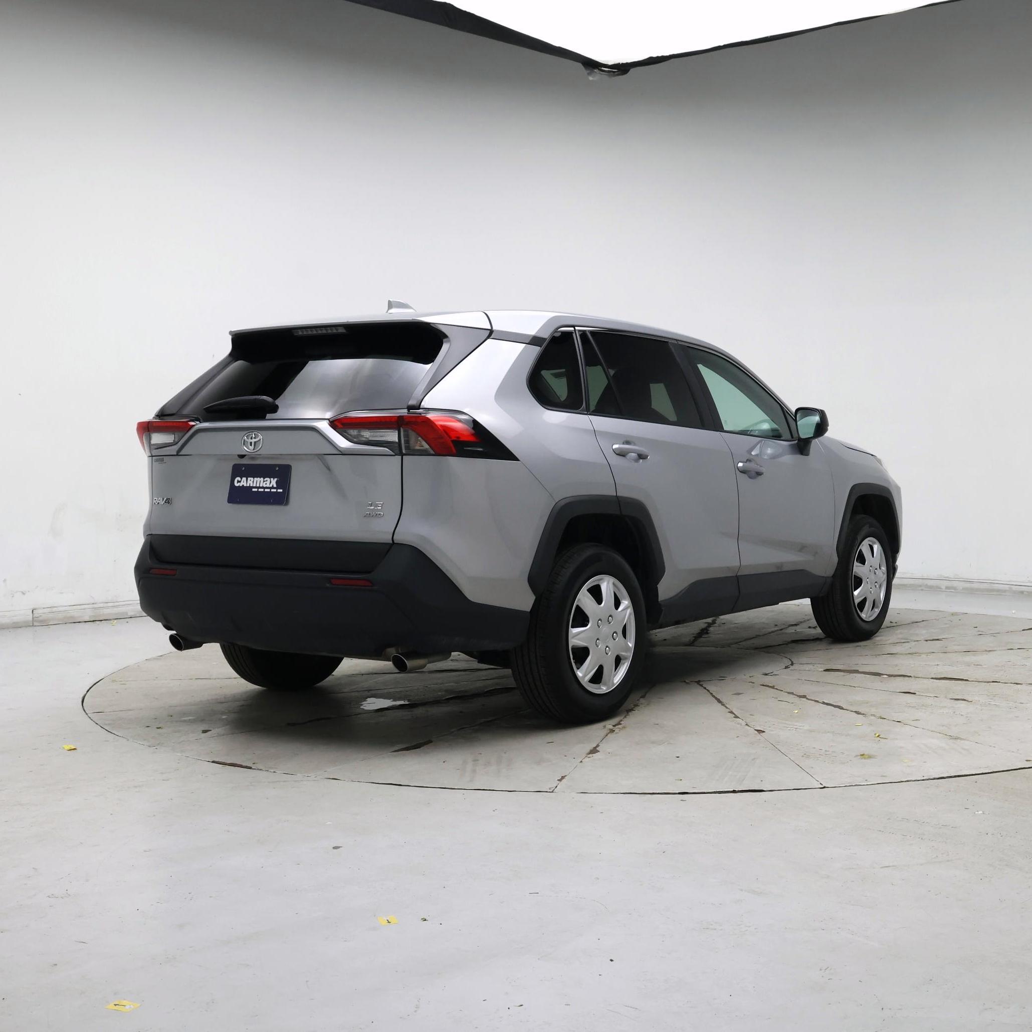 Thumbnail: 2025 Toyota RAV4 - 8