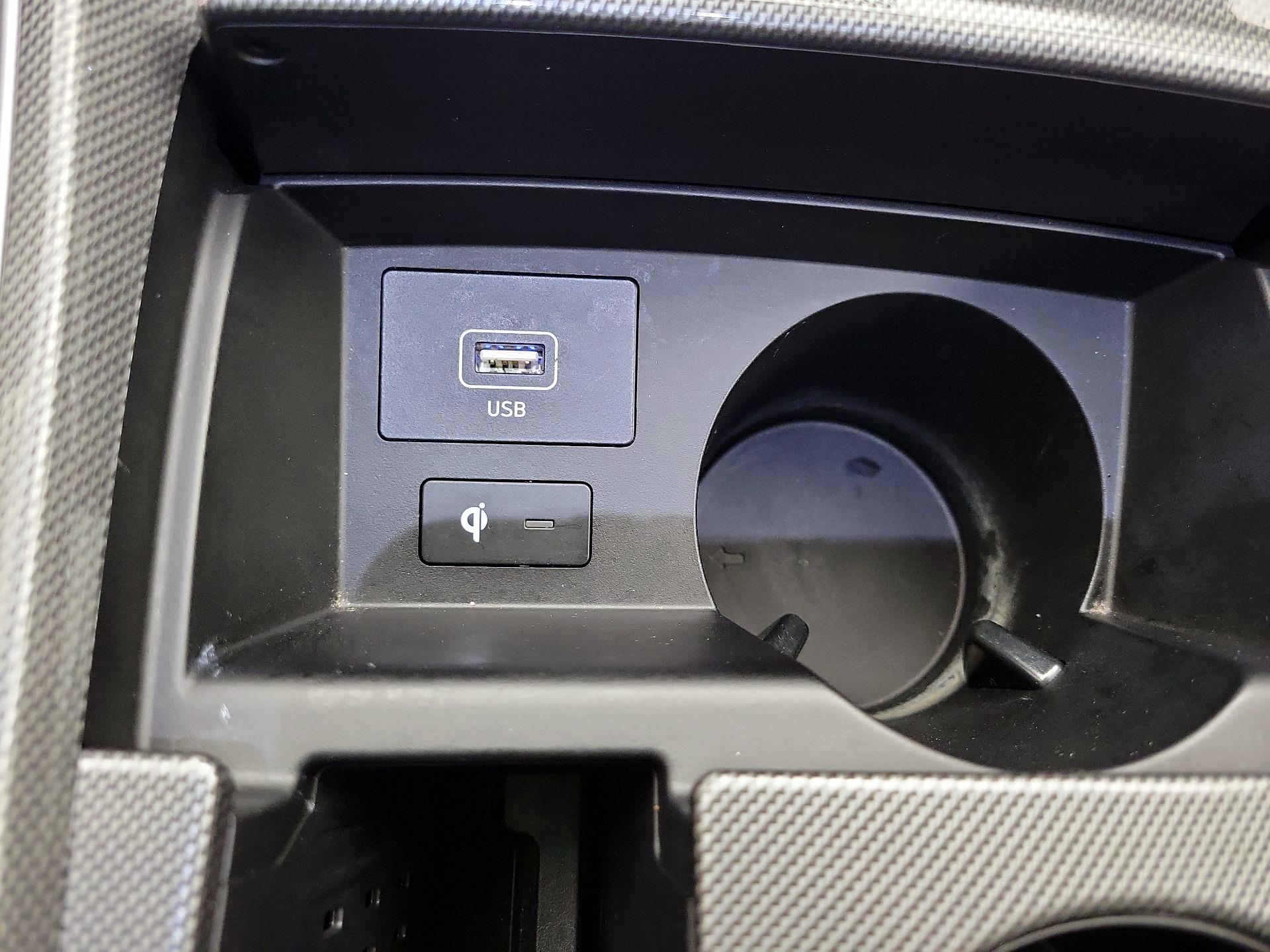 Thumbnail: 2023 Hyundai Santa Fe - 19