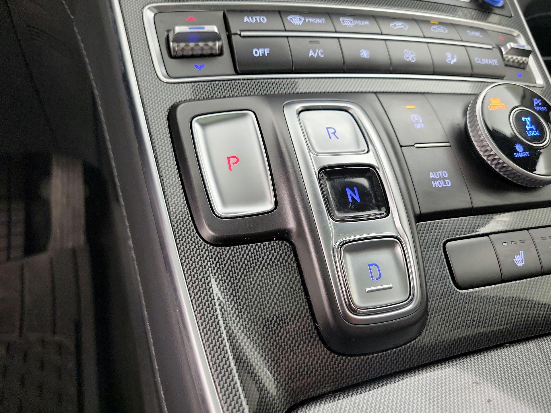 Thumbnail: 2023 Hyundai Santa Fe - 18